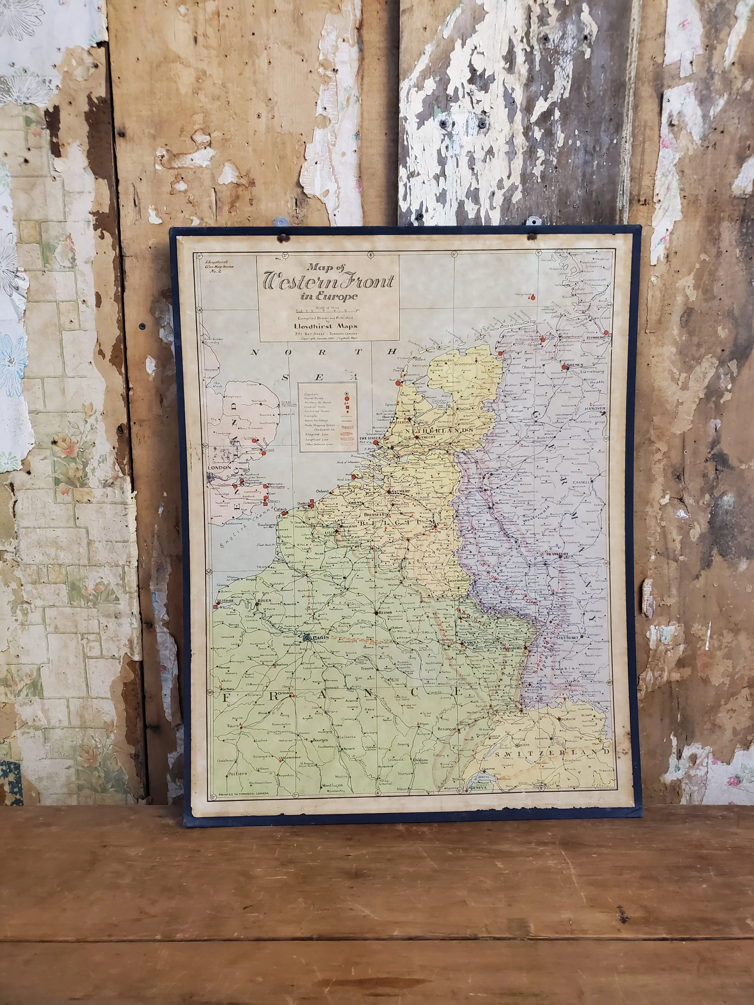 Carte murale en carton antique AC 6215