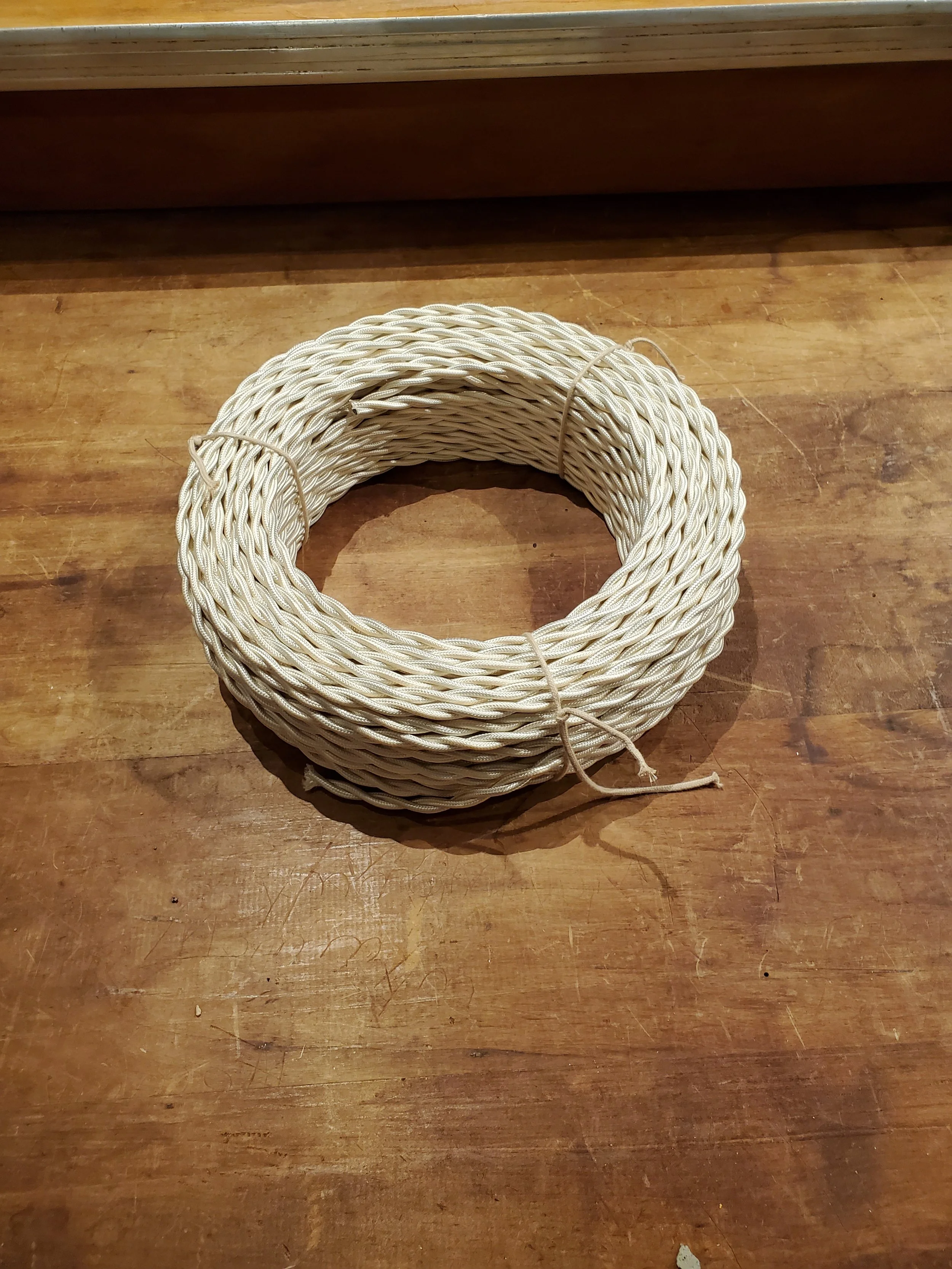 Fil électrique torsadé textile rayon couleur ivoire