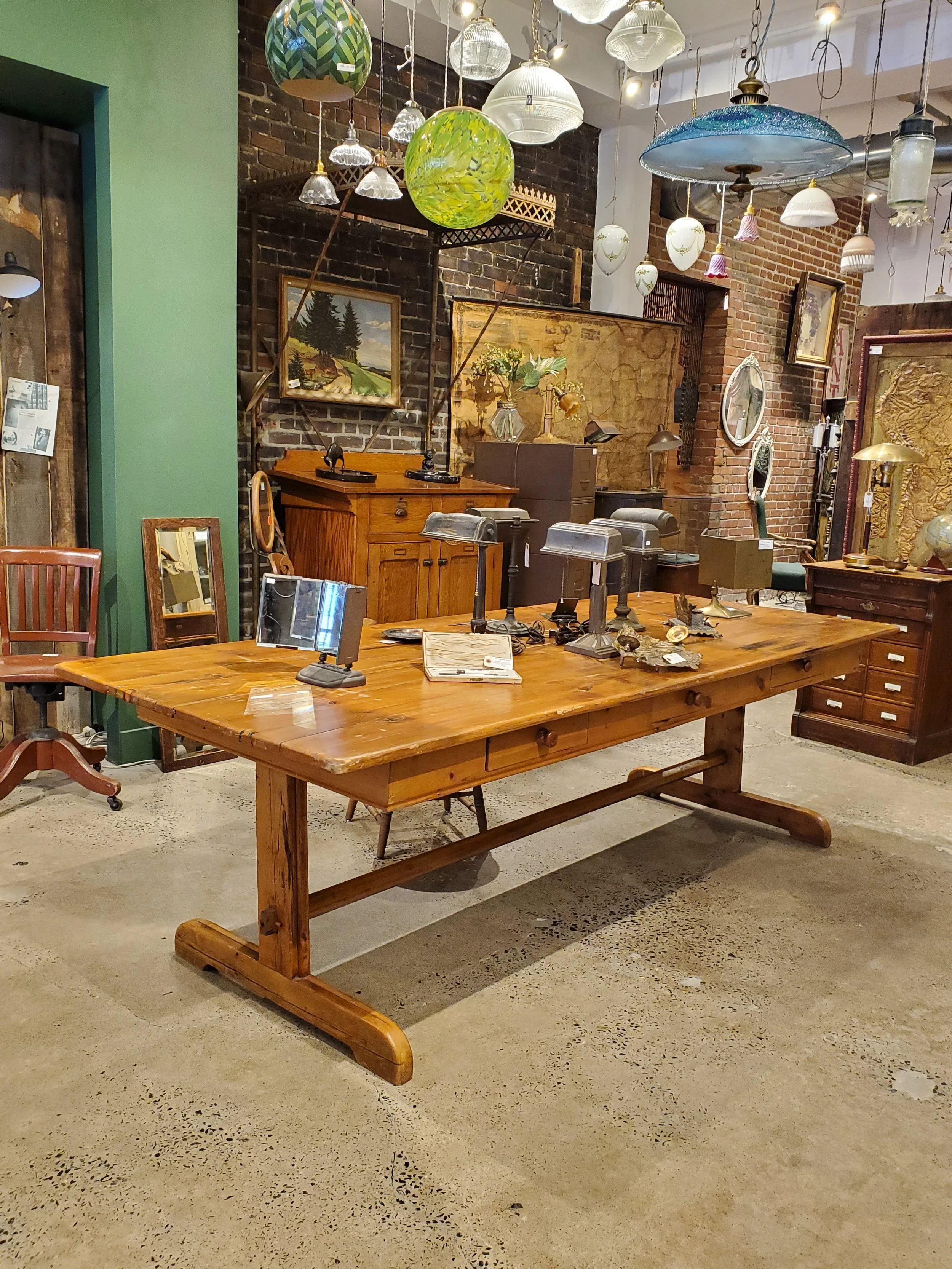 Table de ferme en sapin 6 tiroirs antique M 1735