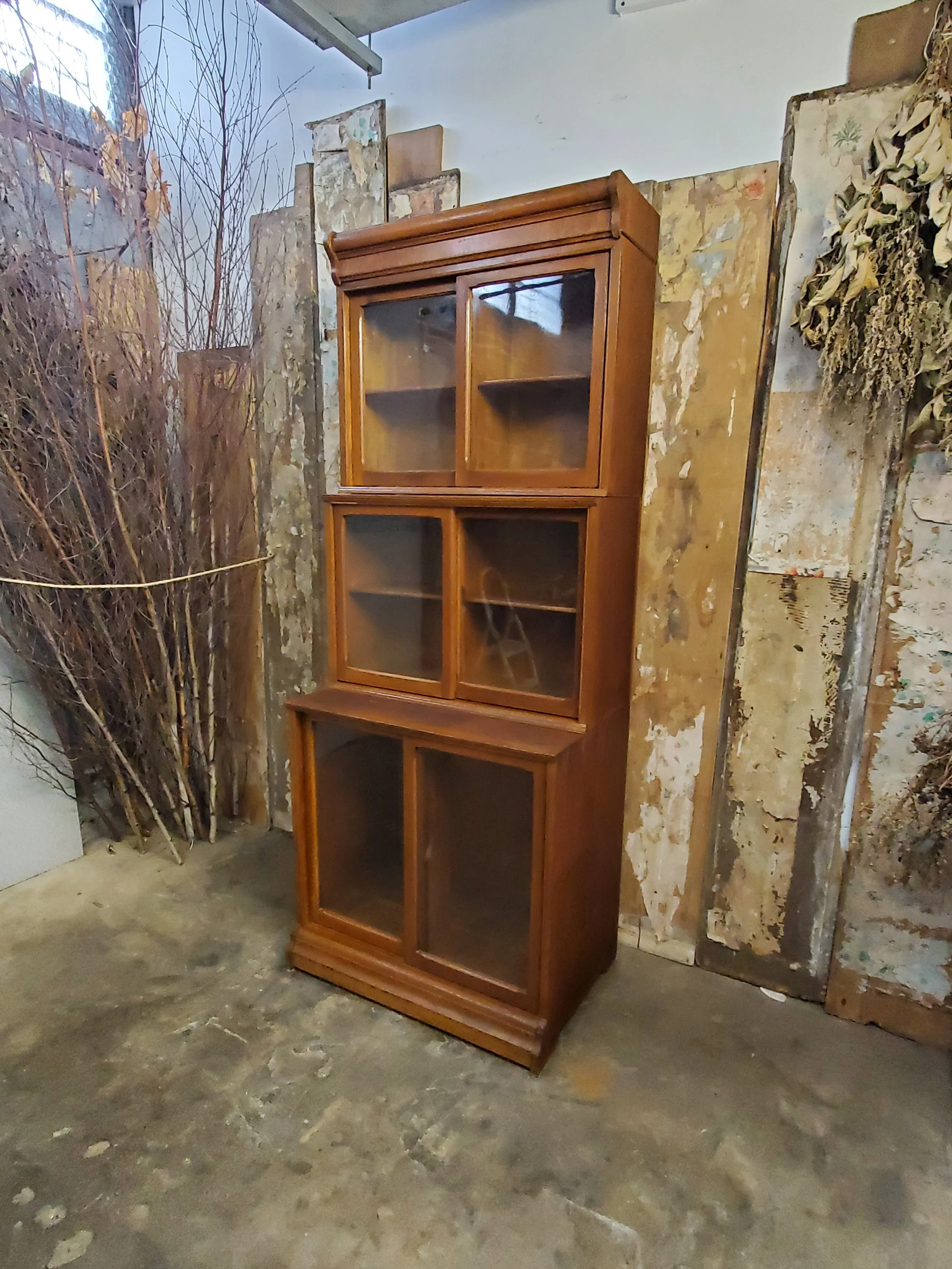 Bibliothèque de notaire 3 sections en bois DANNER antique M 1740