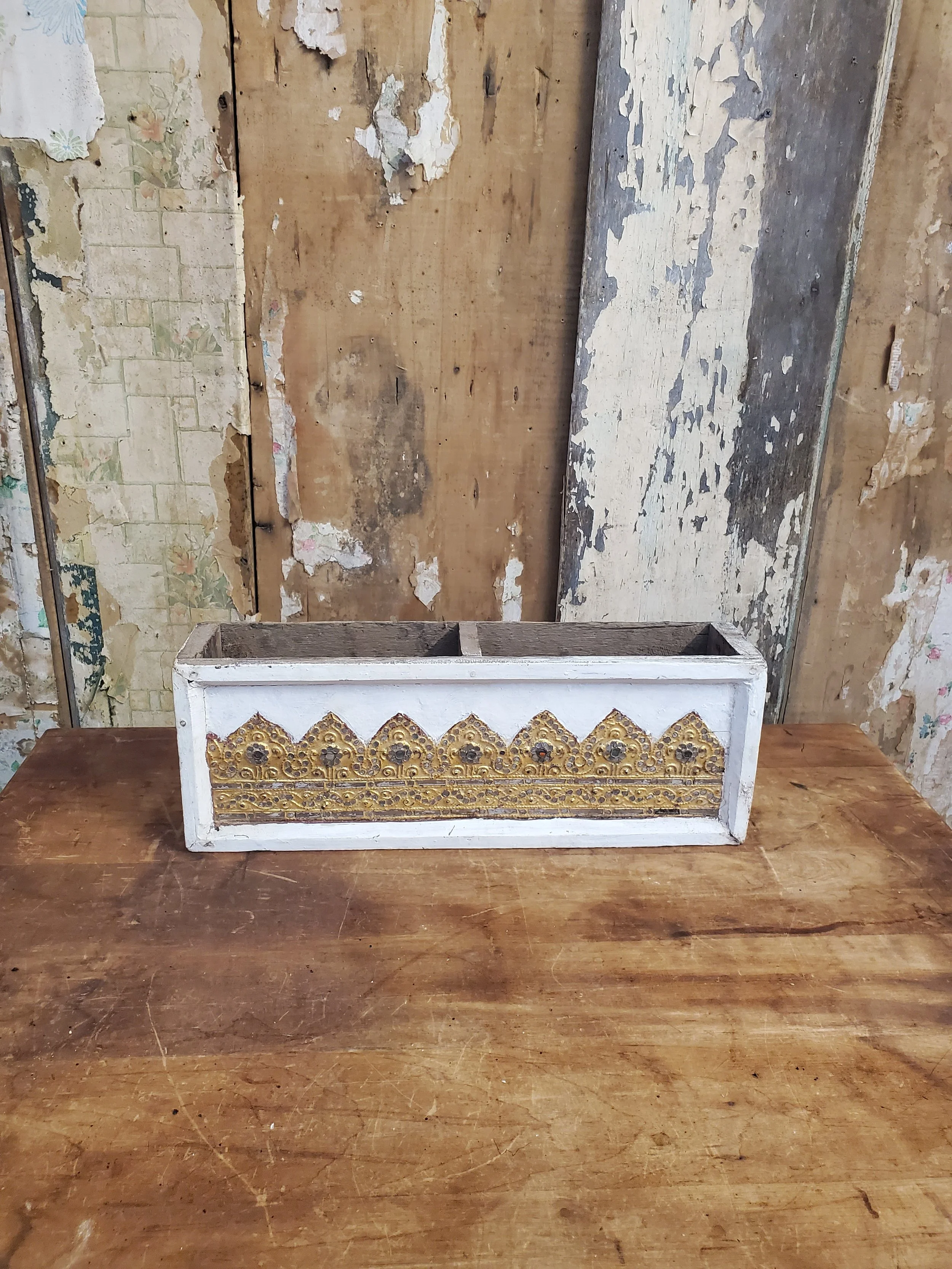 Boite de rangement indienne en bois AC 6096