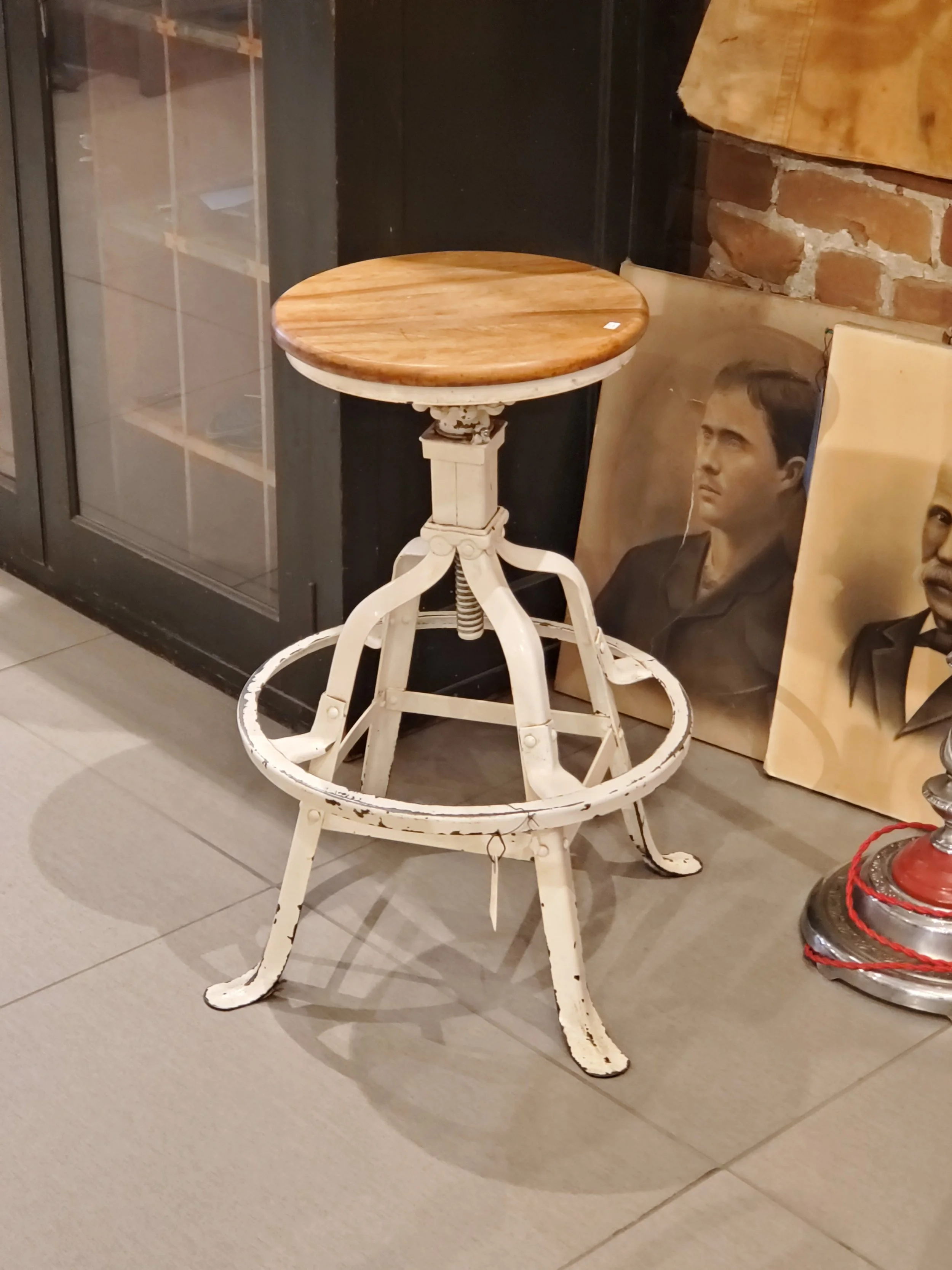 Tabouret d'atelier en métal assise bois FERGUS vintage C 1463