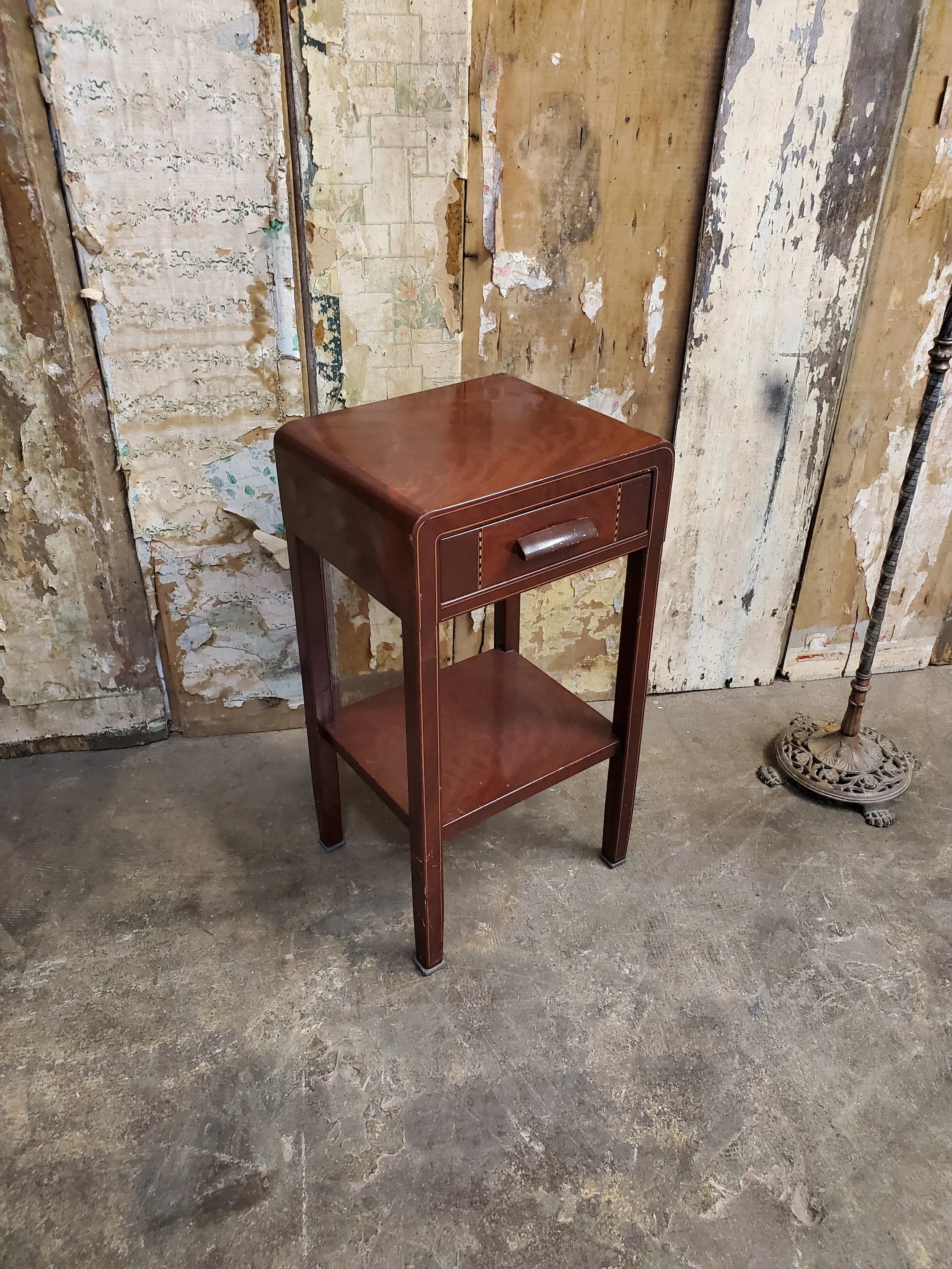 Chevet en métal SIMMONS Art Deco antique M 1713