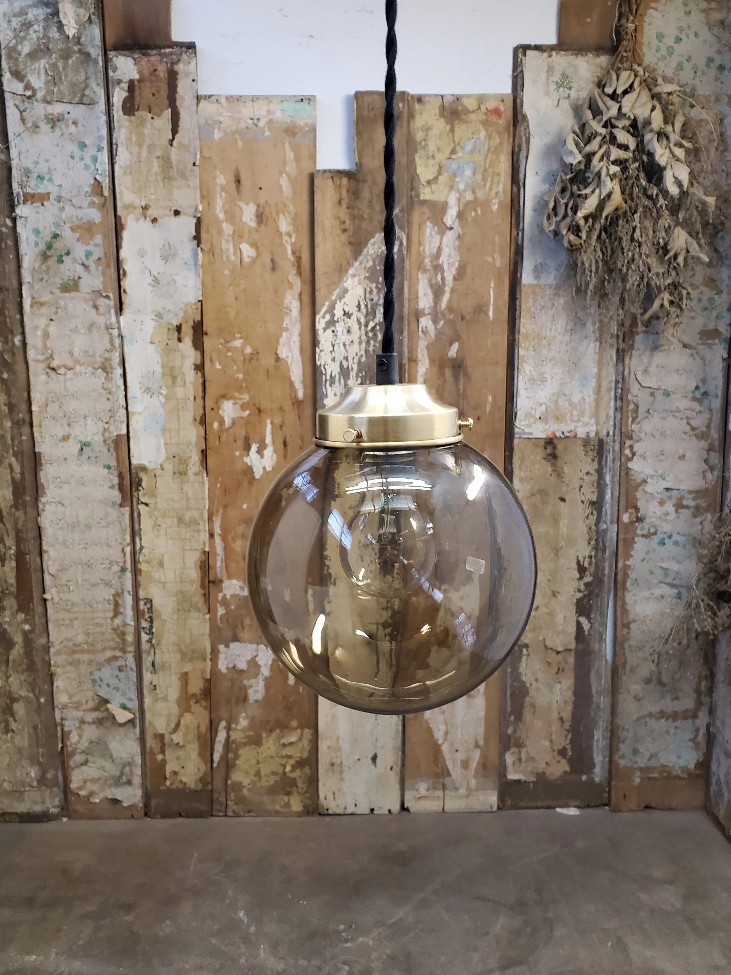 Suspension boule en verre fûmé vintage L 3164