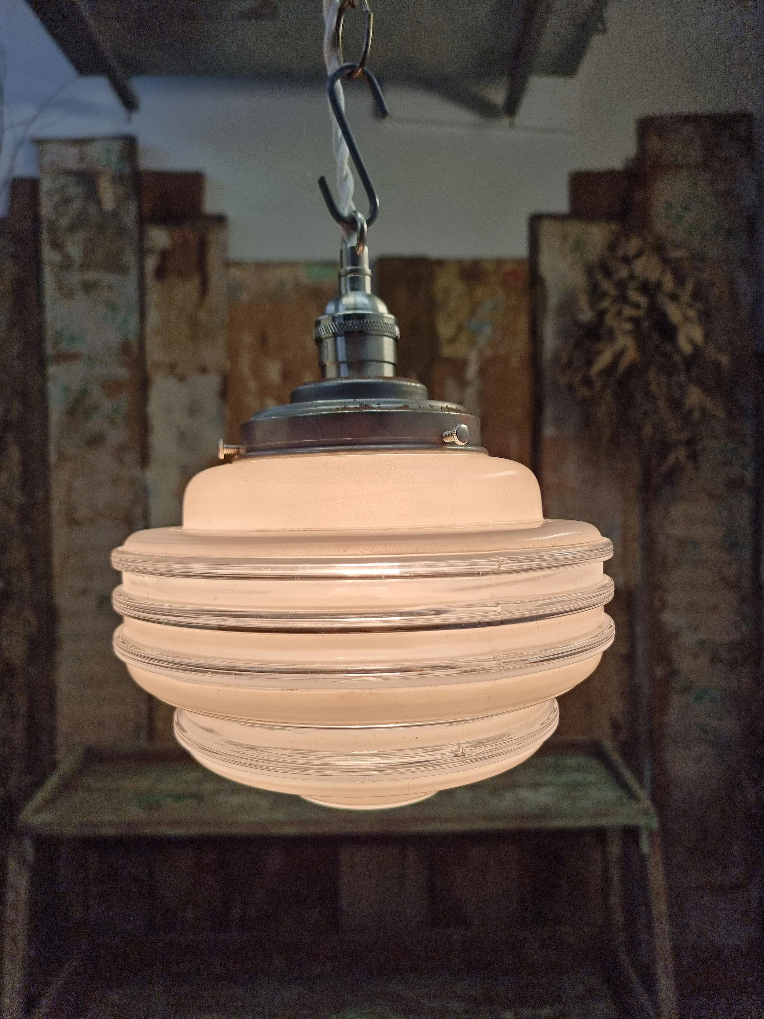 Suspension ou plafonnier verre givré blanc & clair UFO Vintage L 3346