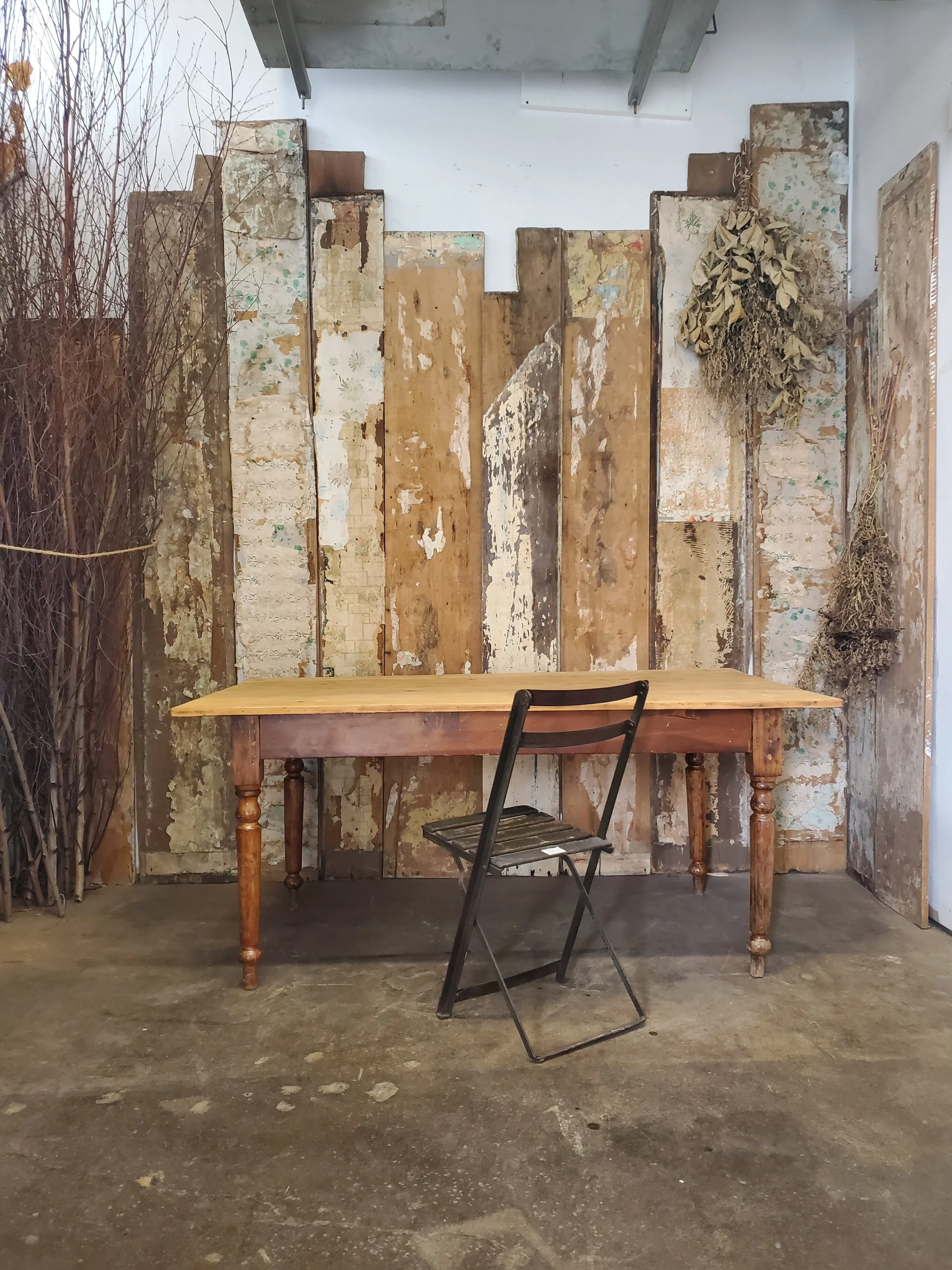 Table de ferme en bois antique M 1783