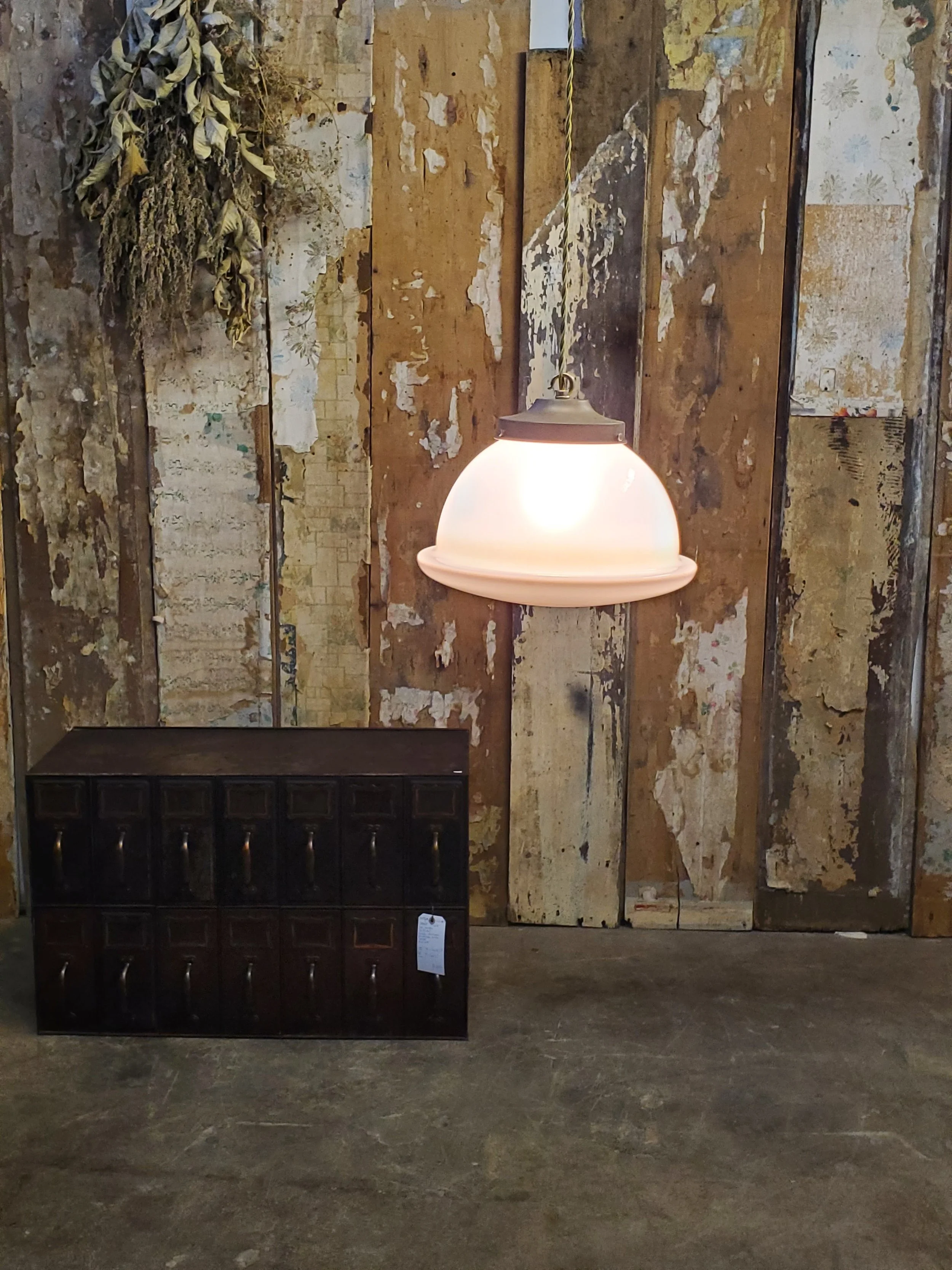 Suspension ou plafonnier en verre antique L 2679