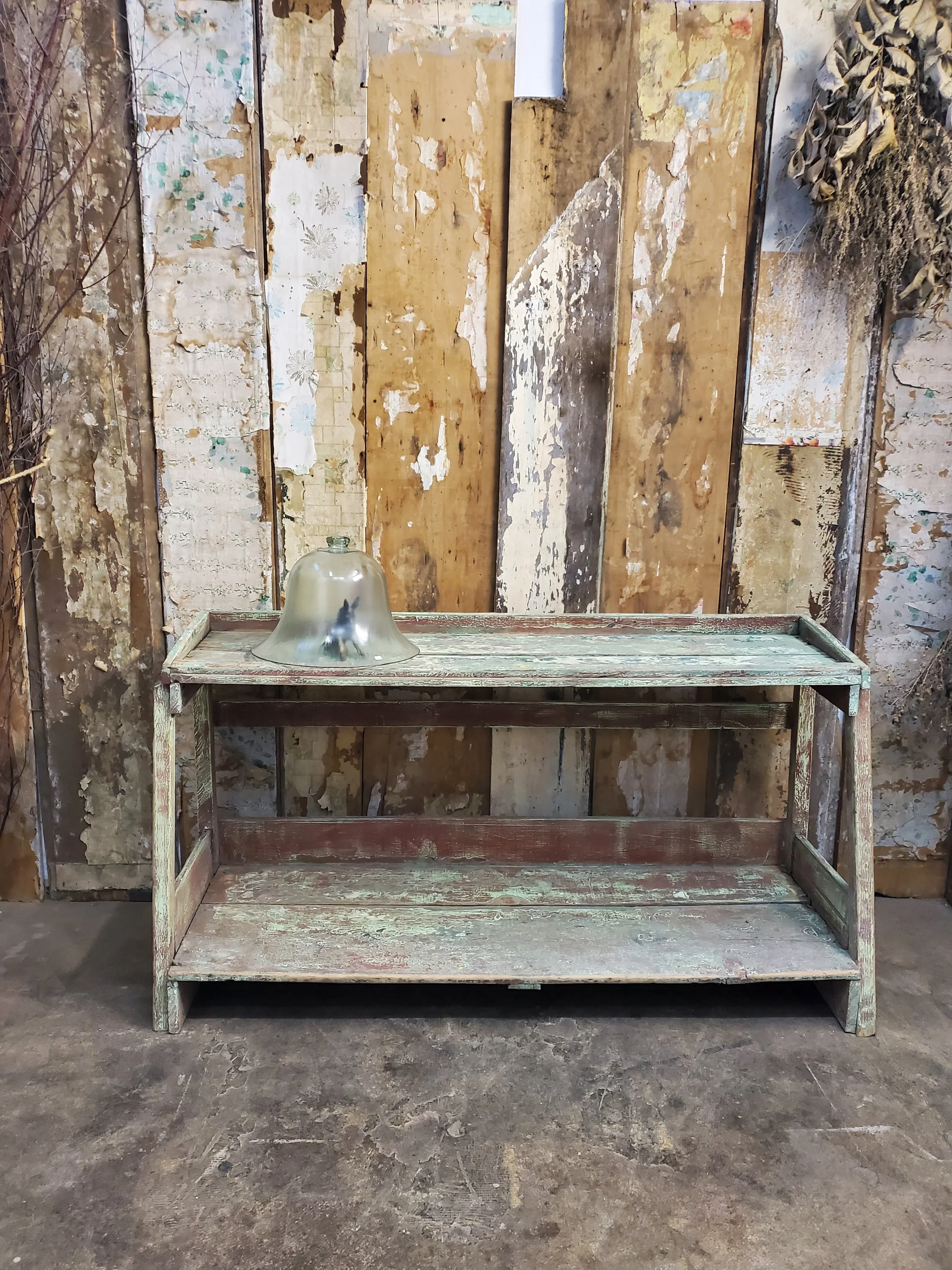 Étagère de fleuriste en bois antique M 1799