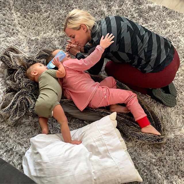 Momma spoon, brother spoon, and baby spoon 😘 @thebucketlistfamily