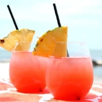 Suz's Summer Breeze, in pool-safe plastic glasses, of course.