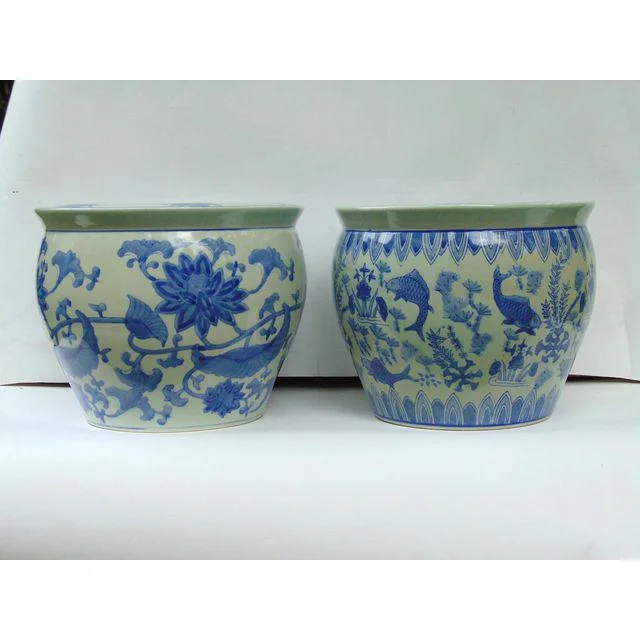 pair-of-vintage-similar-blue-and-white-chinese-cachepot-4195.jpeg