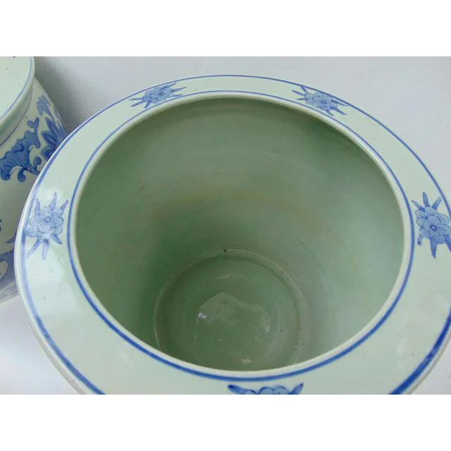pair-of-vintage-similar-blue-and-white-chinese-cachepot-6590.jpeg