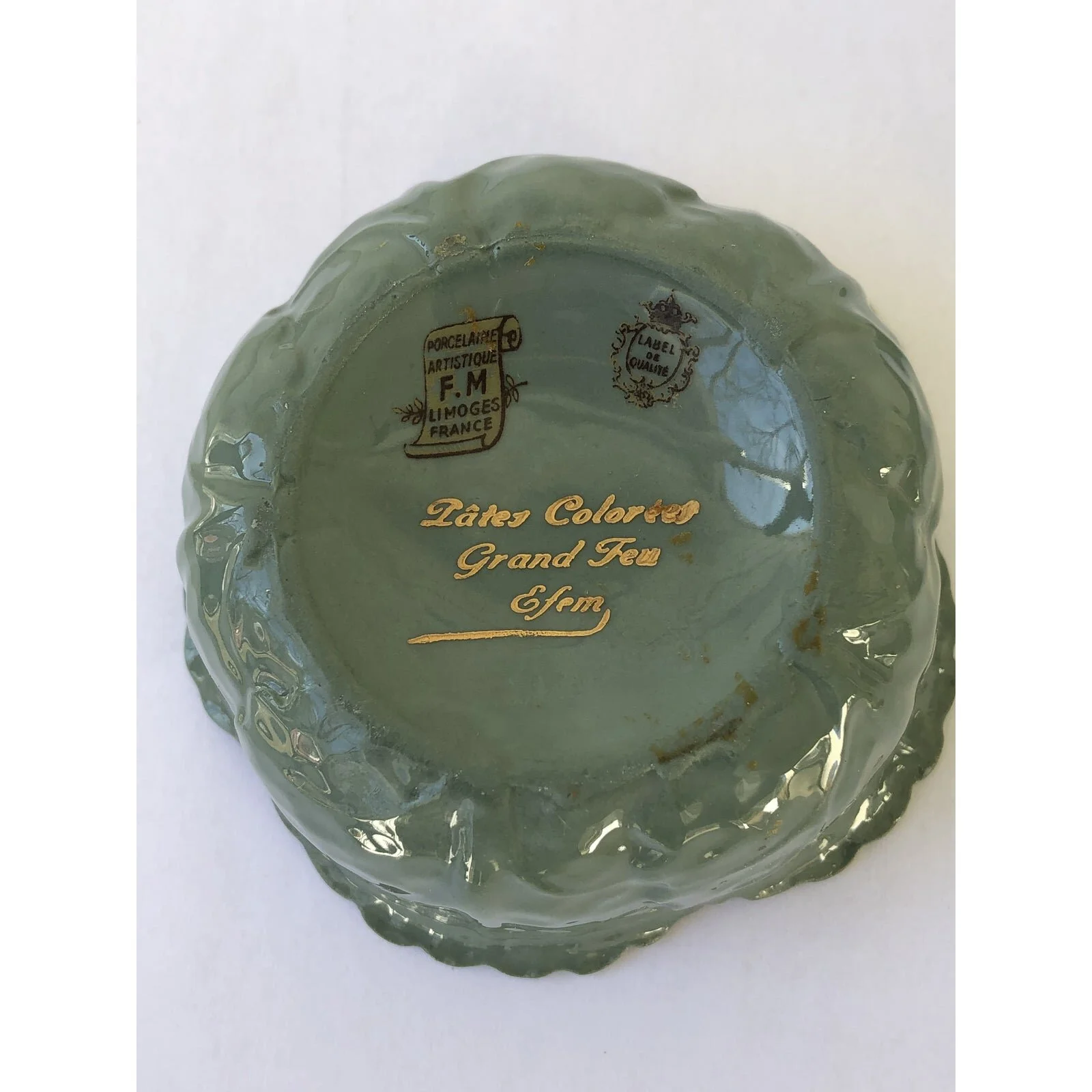 1960s-cabbage-form-small-limoges-lidded-pin-or-jewelry-box-3426.jpeg