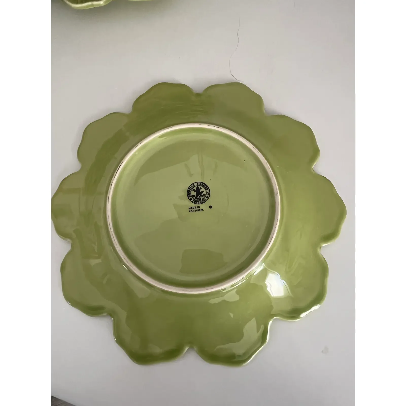 bordallo-pinheiro-avocado-green-portuguese-majolica-dessert-plates-set-of-12-0355.webp