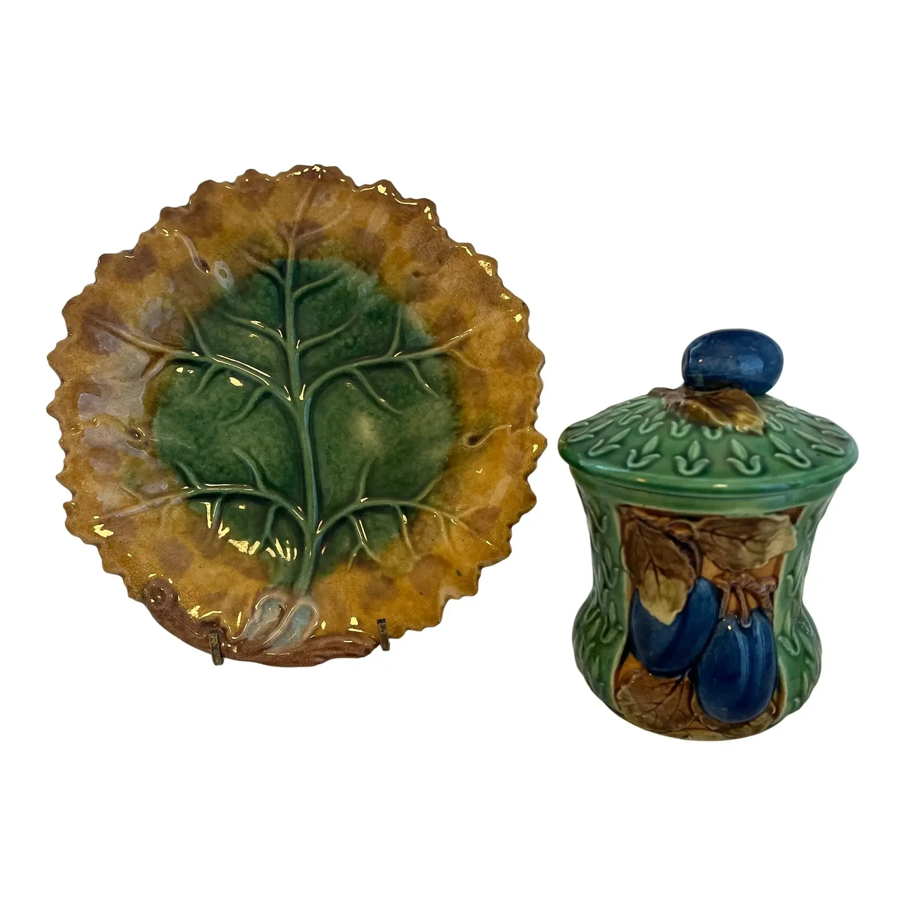 1930s-majolica-lidded-jam-pot-along-with-majolica-leaf-form-plate-7402.jpg