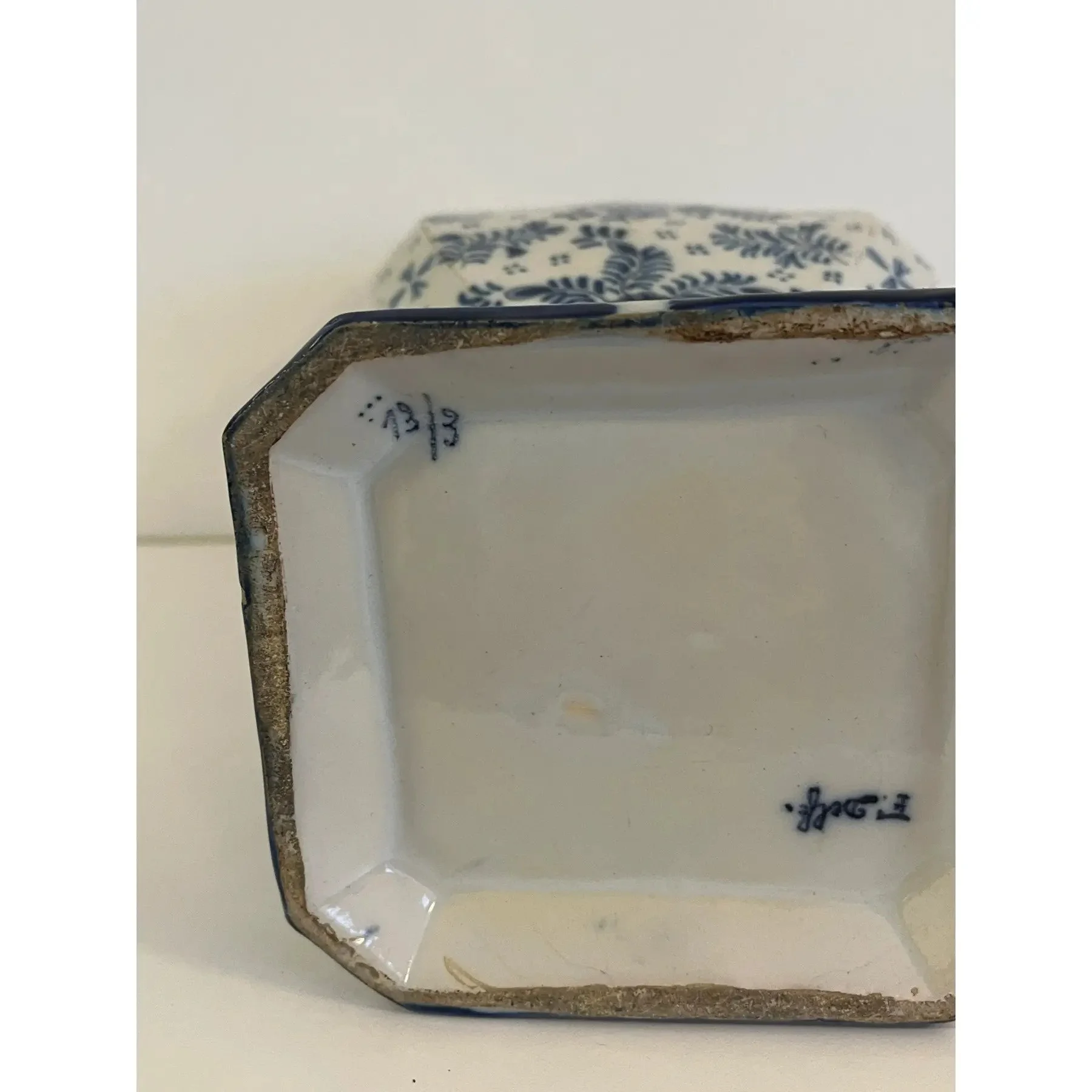19th-century-delft-lidded-blue-and-white-vase-5465.jpg