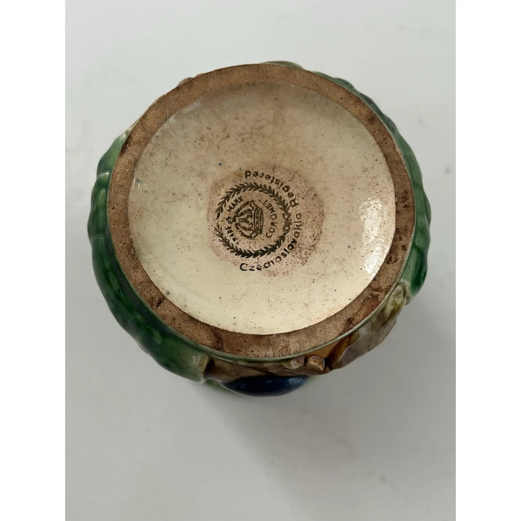 1930s-majolica-lidded-jam-pot-along-with-majolica-leaf-form-plate-4359.jpg