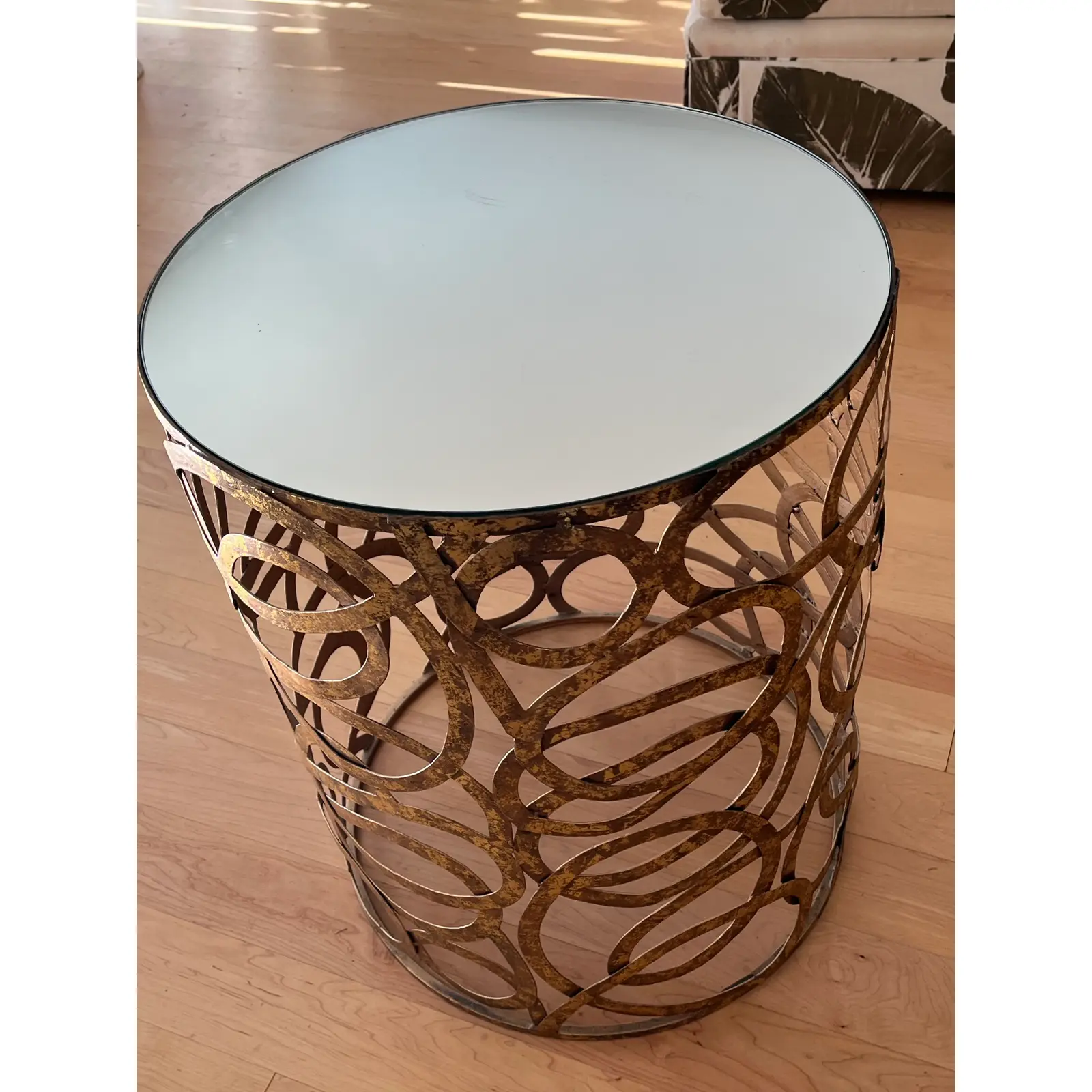 late-20th-century-fantasy-cut-round-steel-table-with-mirrored-top-2039.jpg