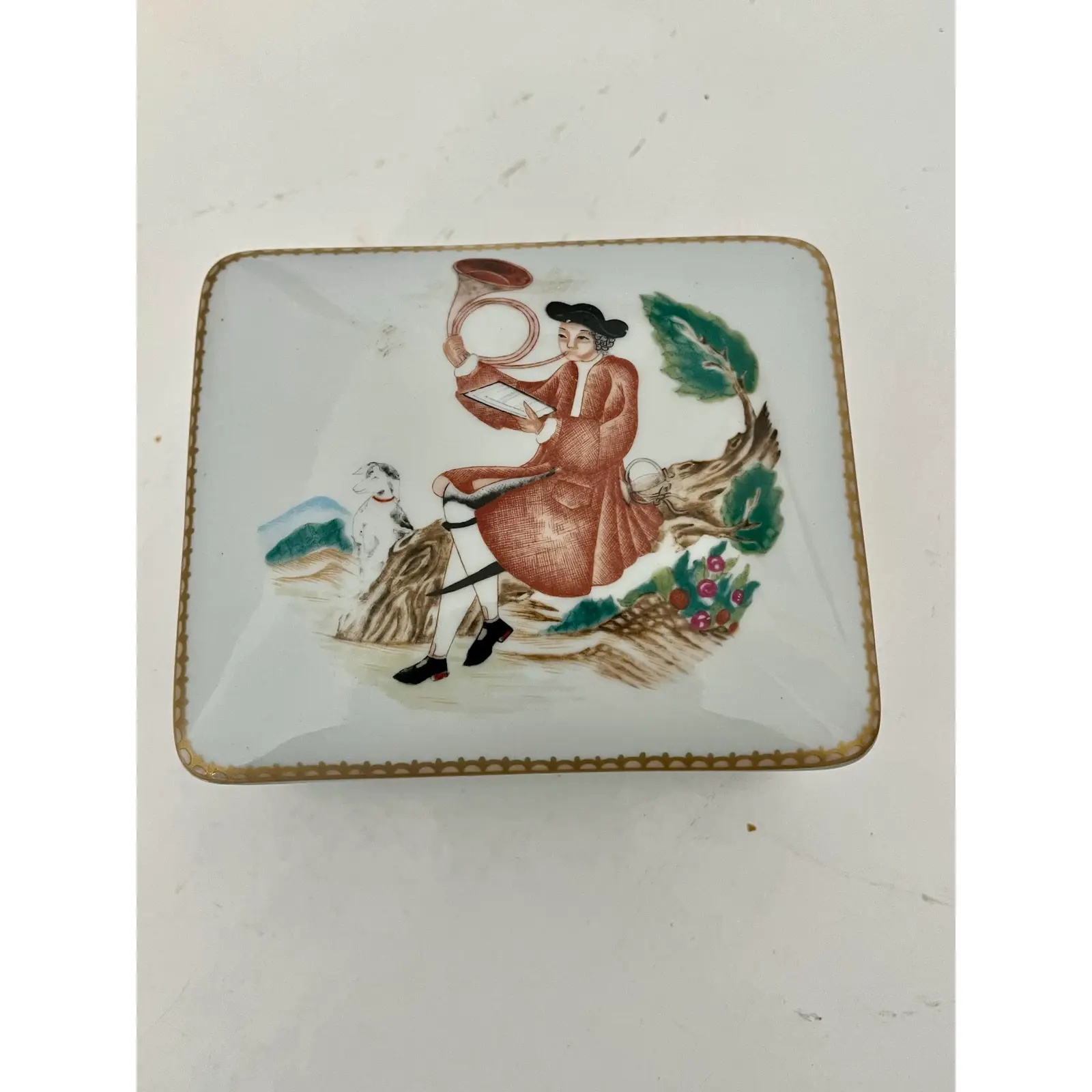 vintage-mottahedeh-porcelain-alegre-lidded-cigarette-box-and-ashtray-2-piece-set-1534.jpg