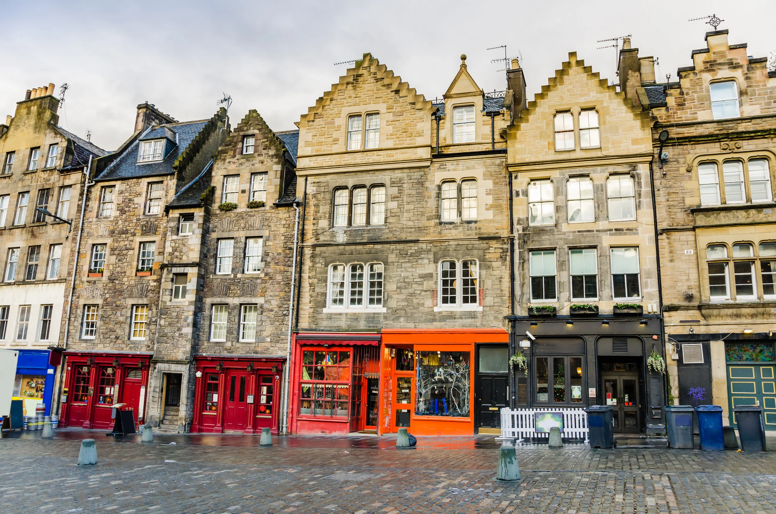 Edinburgh is rich in a variety of architectural styles. Here is a row of townhomes with their accompanying ground floor shops...
