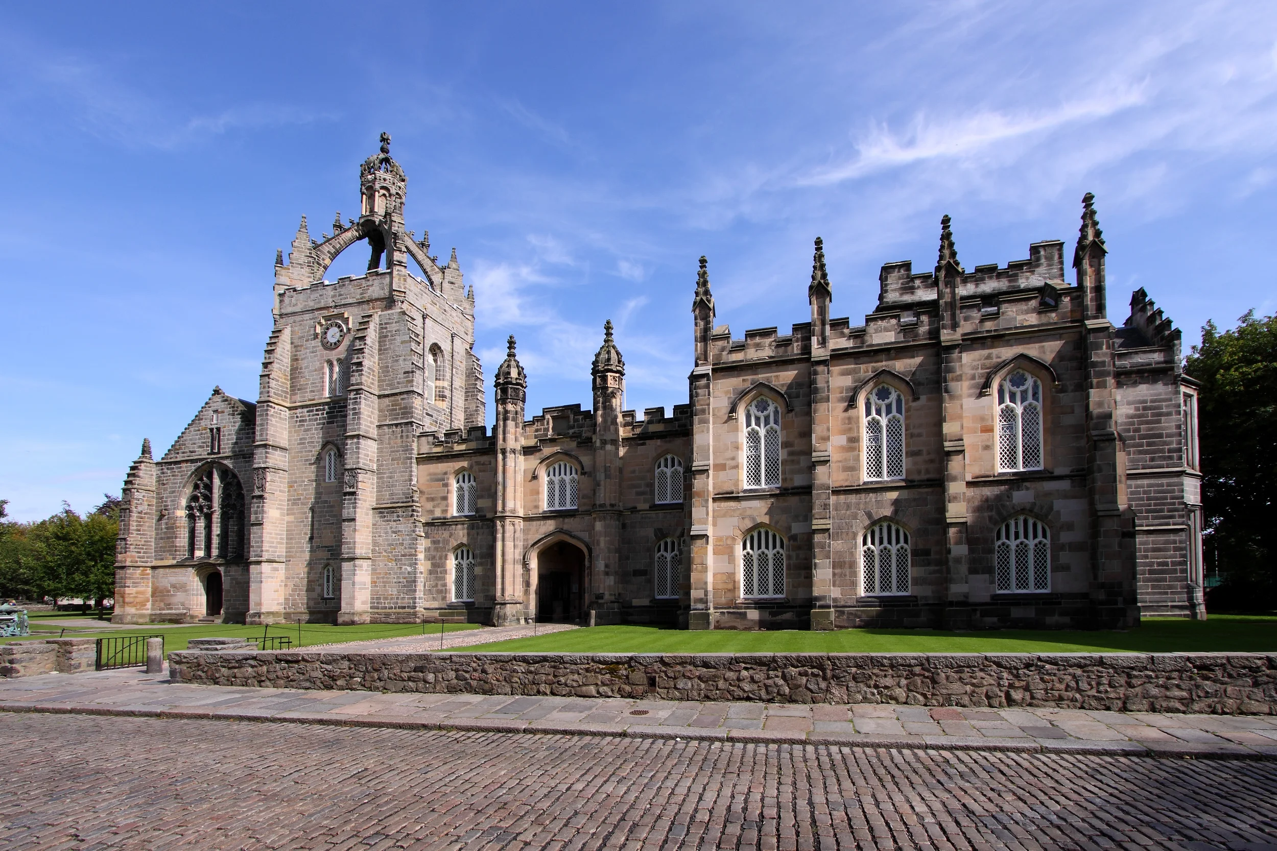 The University of Aberdeen founded in 1495