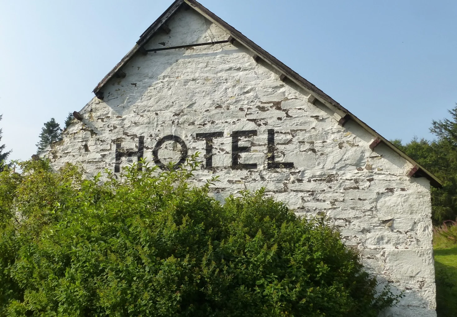 Amulree hotel sign - photo credit Theresa Mackay