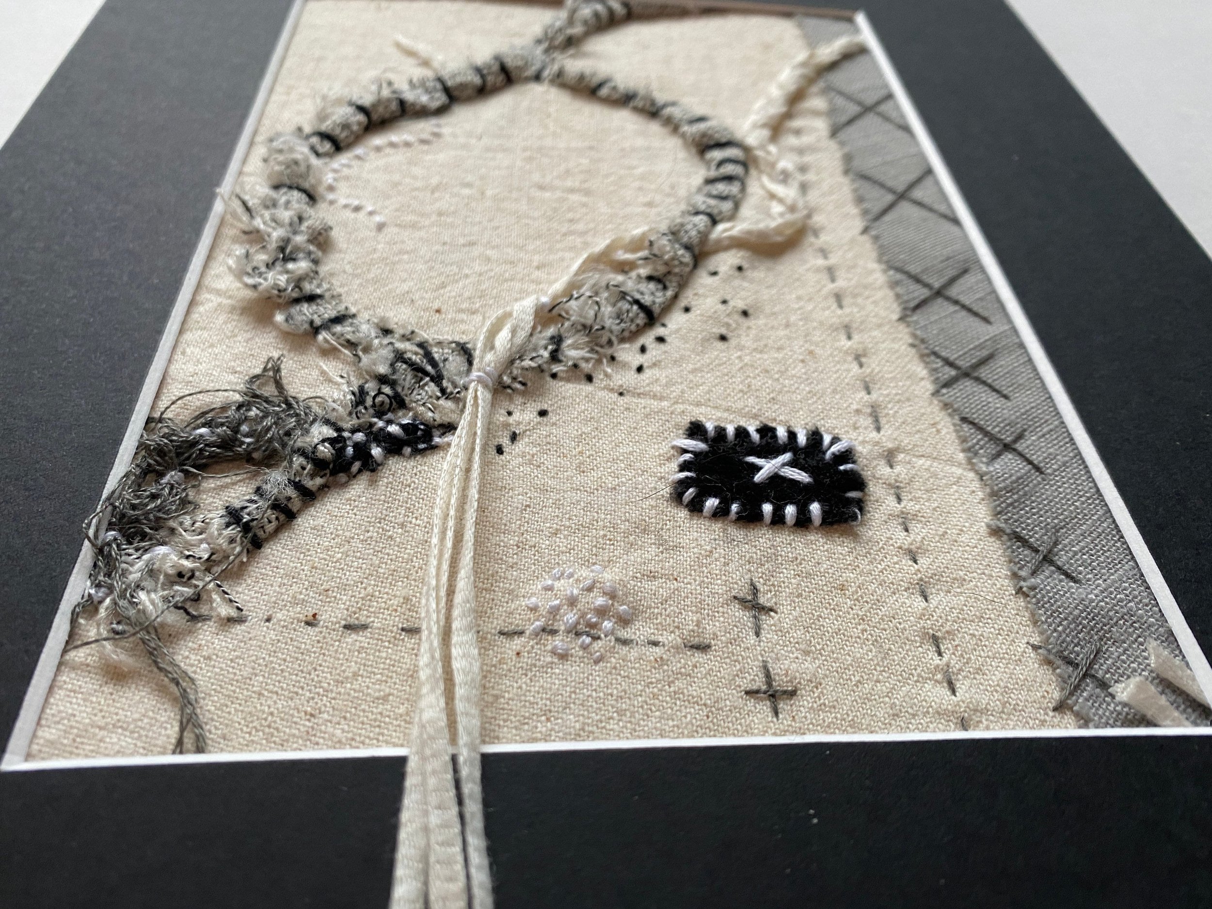 https://i.etsystatic.com/13814286/r/il/95c7cb/3540228404/il_fullxfull.3540228404_lz3q.jpg