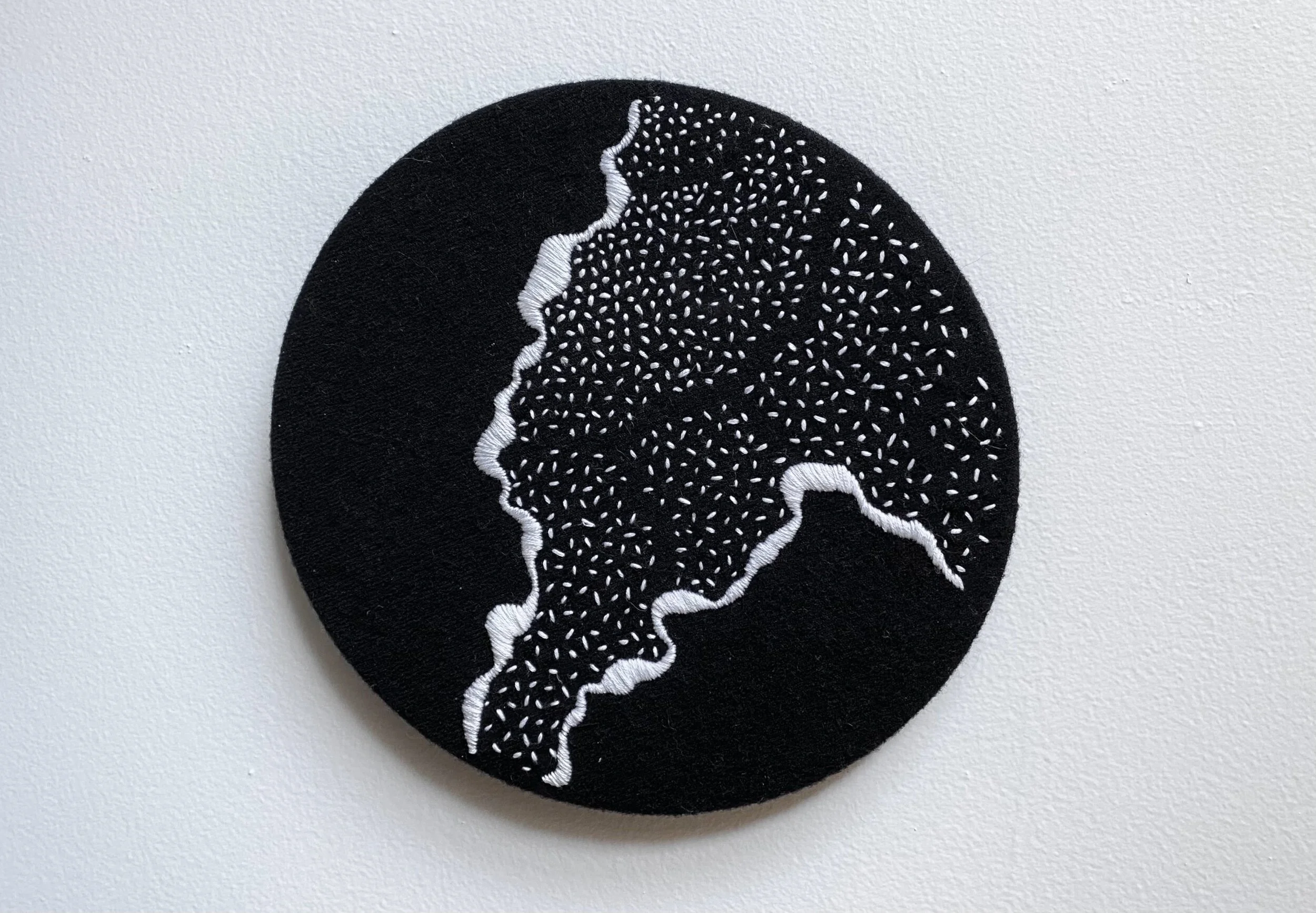 0DB42951-1A18-4025-8B4B-3FB2D8CE5FF4