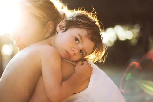 Brain’s Response to Hugs: New Diagnostic Tool for Autism?