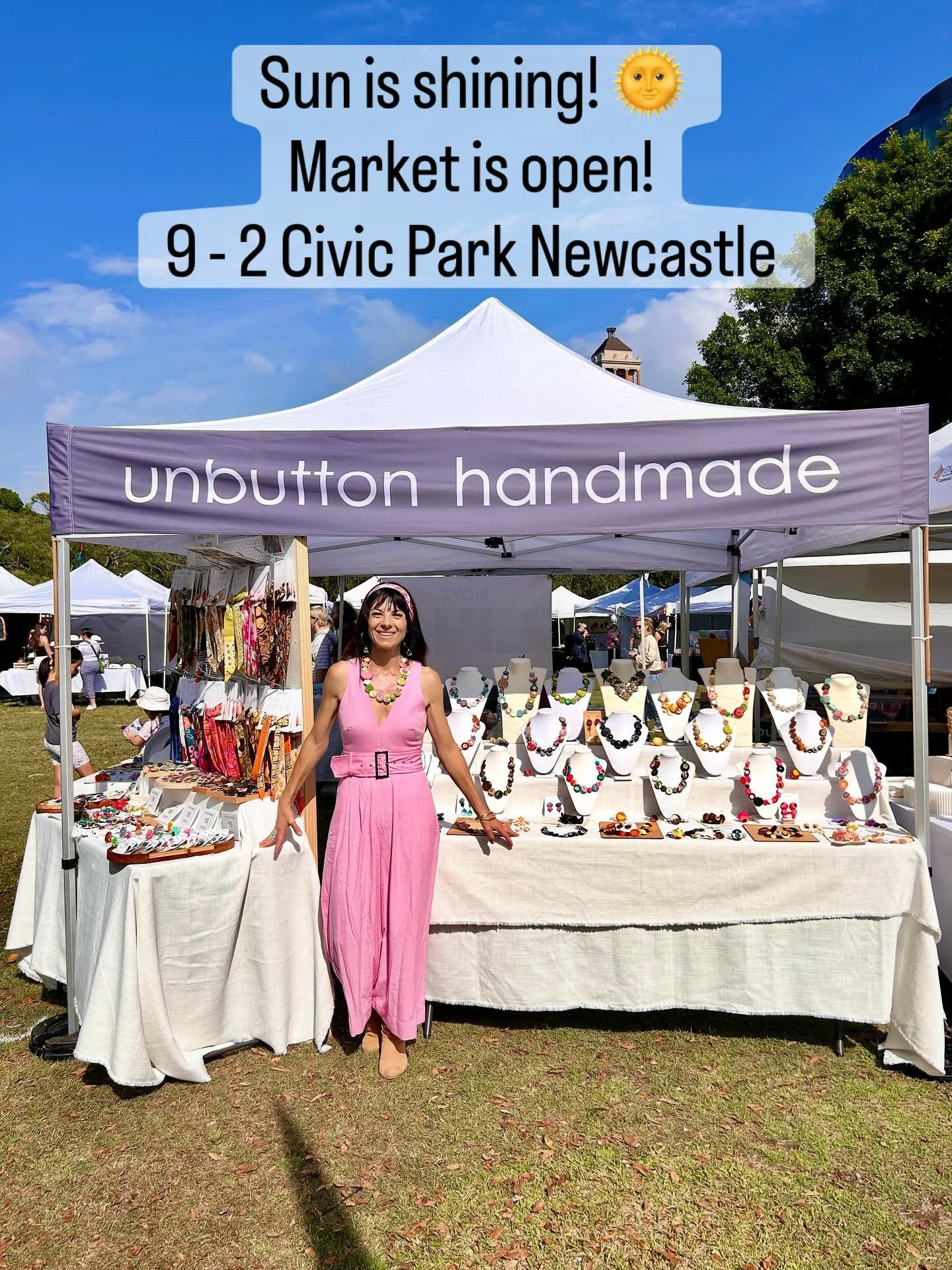 All set up 🙌🏼 ✨ ready for a cracking day 🎪 at my debut at the Olive Tree Art Design Market, Civic Park, Newcastle 🌳 I&rsquo;m blessed with the most lovely, creative neighbours, the sun is shining and there&rsquo;s such great energy filling the ai