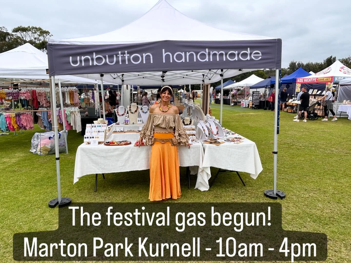 All set up ready for a big day ahead at Kurnell Festival🎪 ☀️ Marton Park, 10am - 4pm! Come on down and say hi! 😄 I am next to my buddy Bec at Little Little Hoot across from the rides🎡🪁
&bull;
&bull;
&bull;
#vintagejewellery #sustainablefashion #h