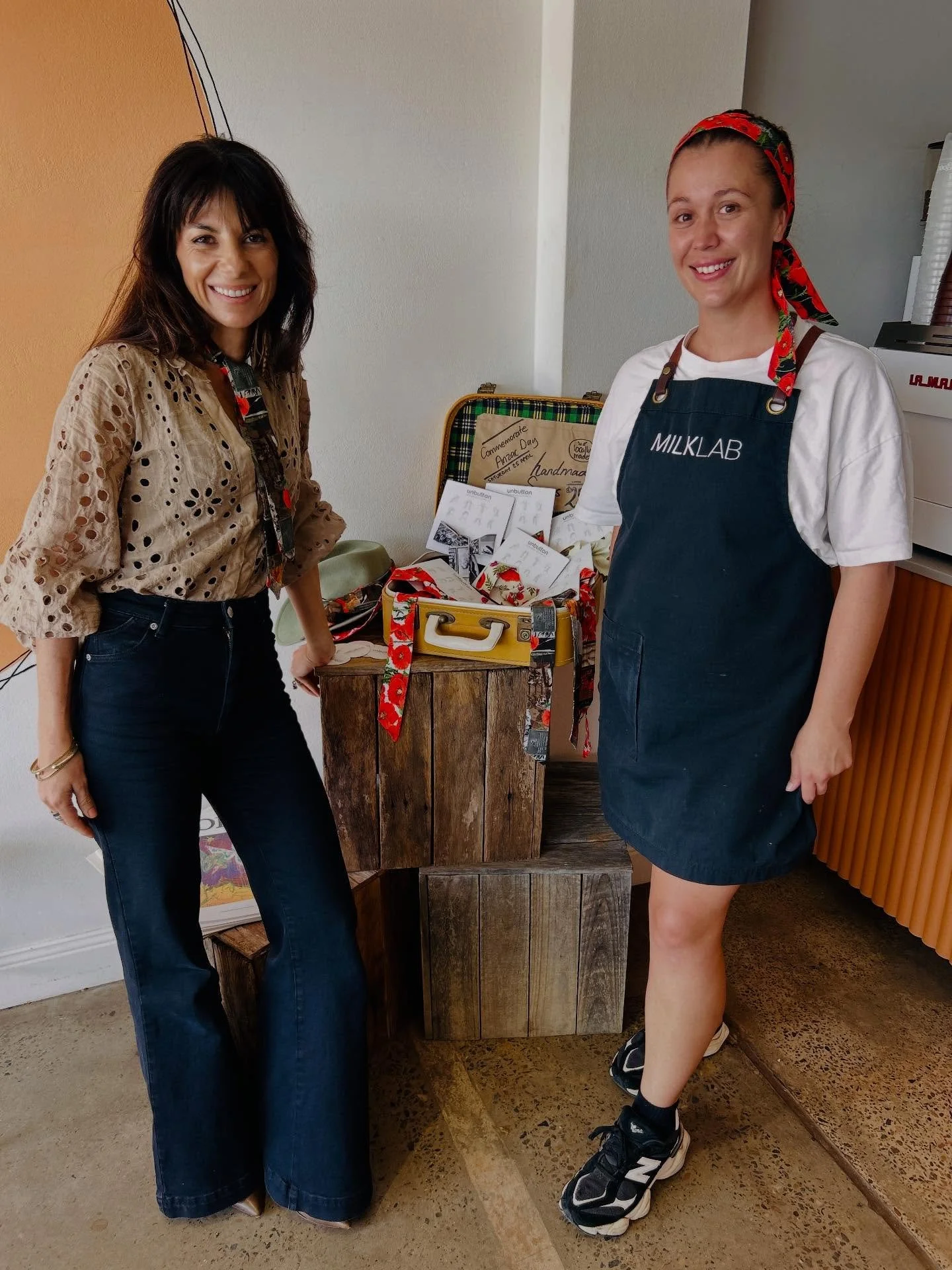 Thank you so much to Nat and her team at @milkhousekurnell for supporting a local designer and maker 🫶🏼 (PS thanks Tyler for volunteering to be in this happy snap! 🥰)
&bull;
Unbutton handmade scarves are available to purchase from Milkhouse Cafe, 