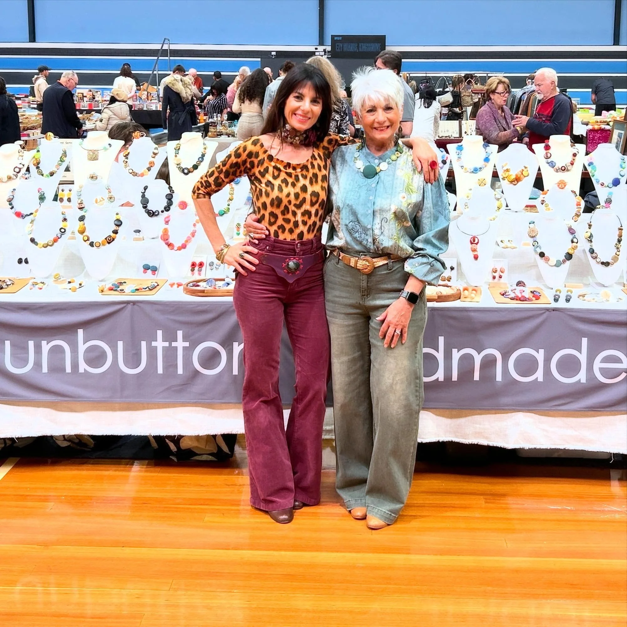 What a marvellous day with Mum at the Shire Vintage and Collectables Fair 💫 we were a mighty duo, buzzing all day! We met so many beautiful, interesting people of all ages ❤️ Every person we connected with brought such a positive energy to the stall