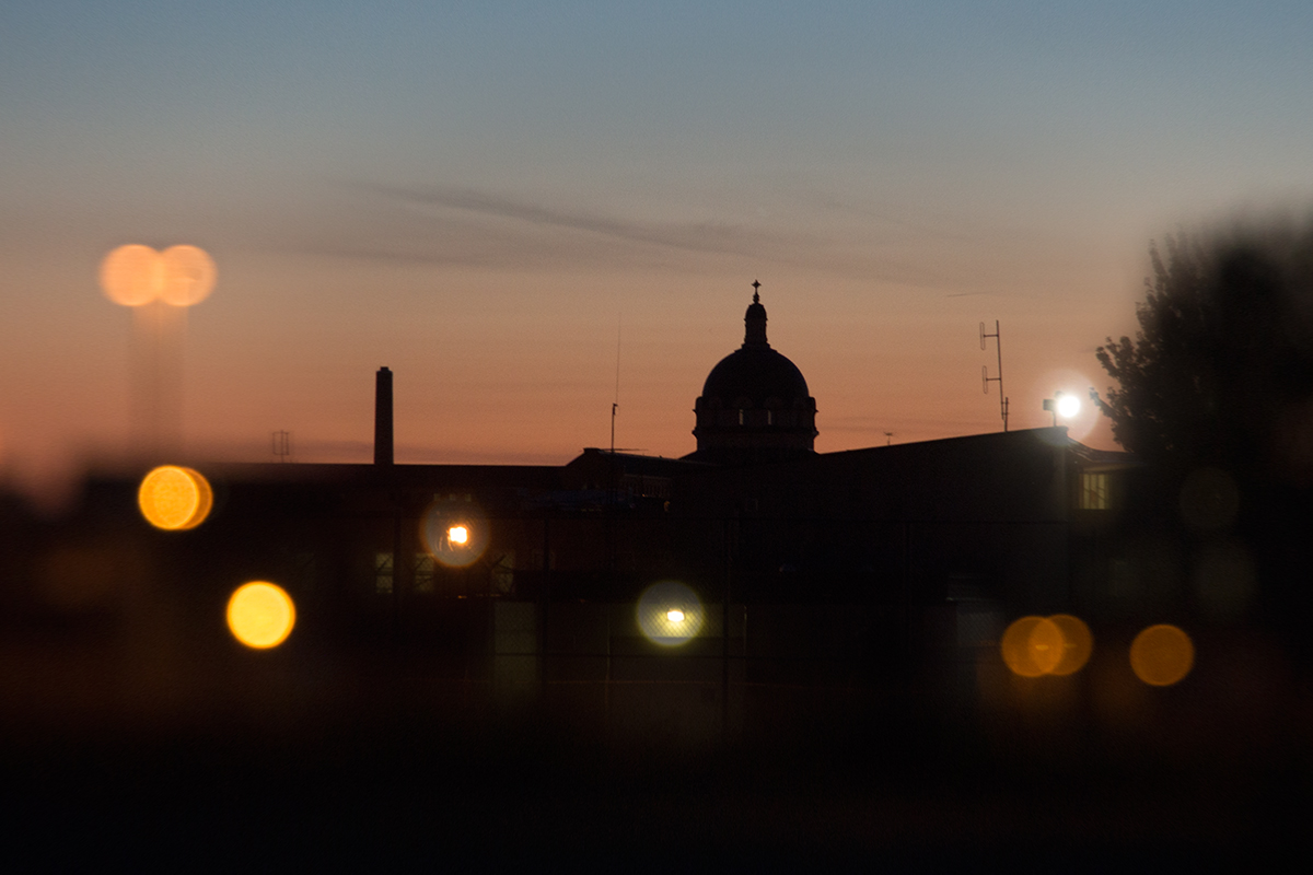 Crépuscule sur la prison / Nightfall on the jailhouse / Ahuntsic / 2013