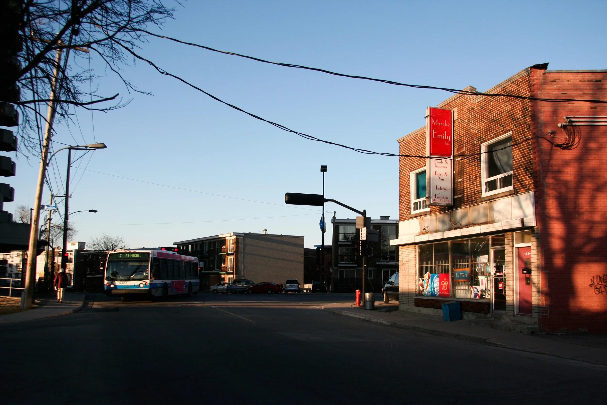 Fin d'hiver / End of winter / St-Michel et Gouin est / Montréal-Nord / 2008