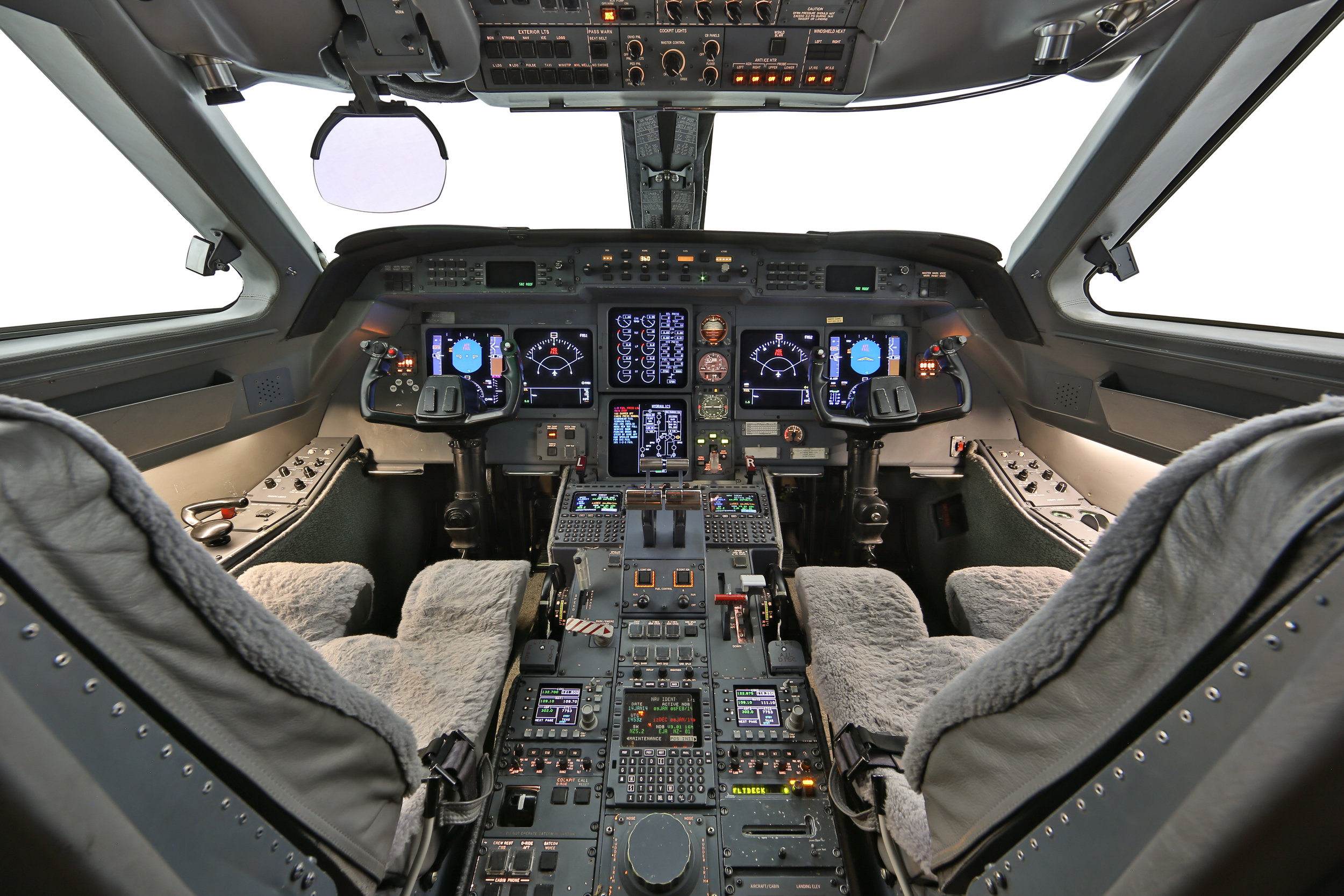 GV_sn#601_cockpit_ss_--17.jpg