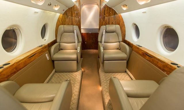 Air7G200Cabin1.jpg