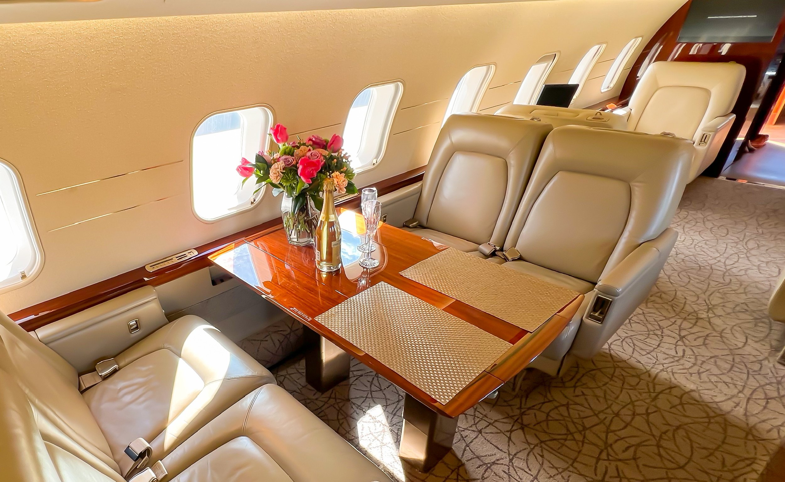 Global Express Cabin 7.jpg