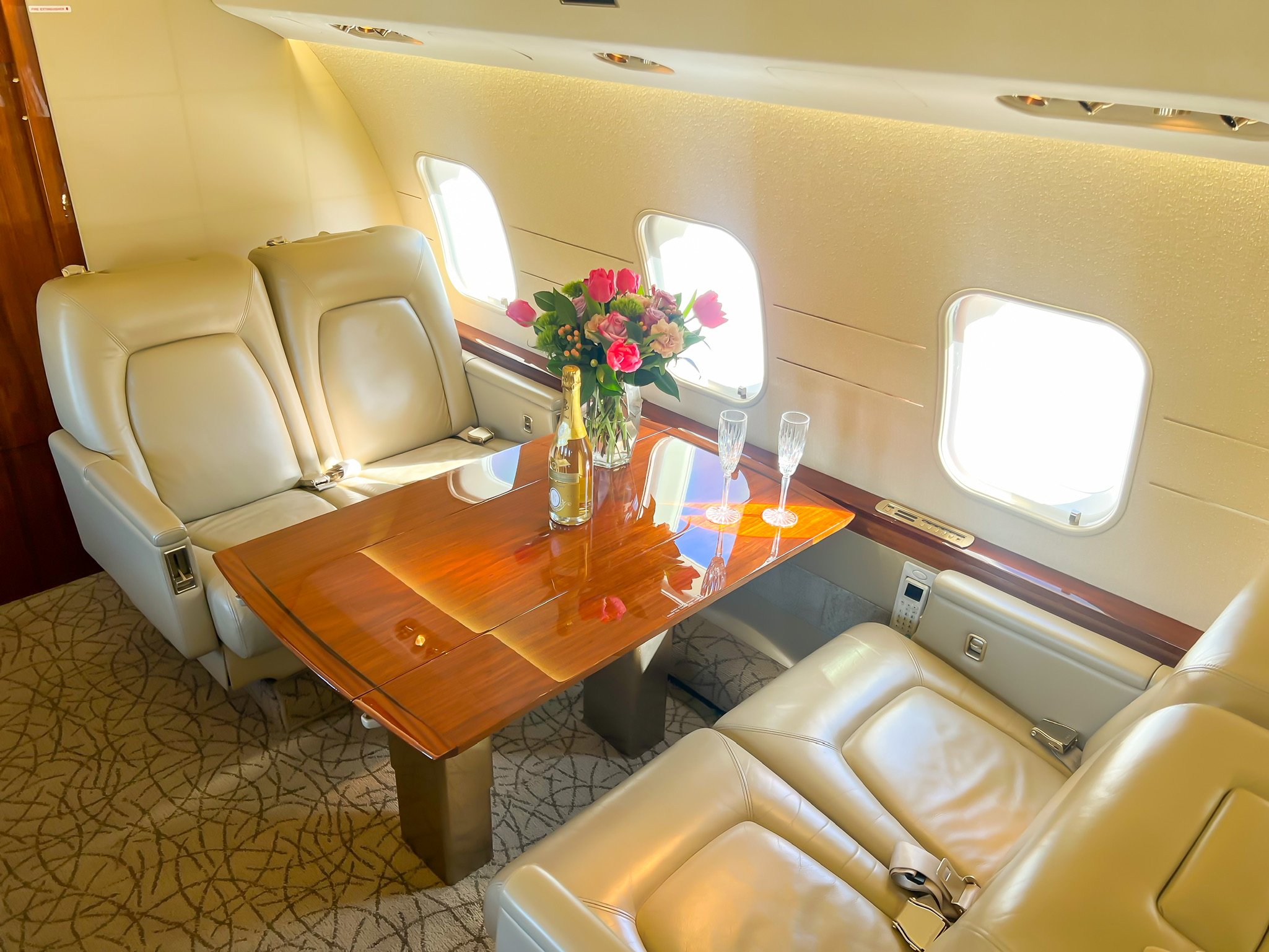 Global Express Cabin 11.jpg