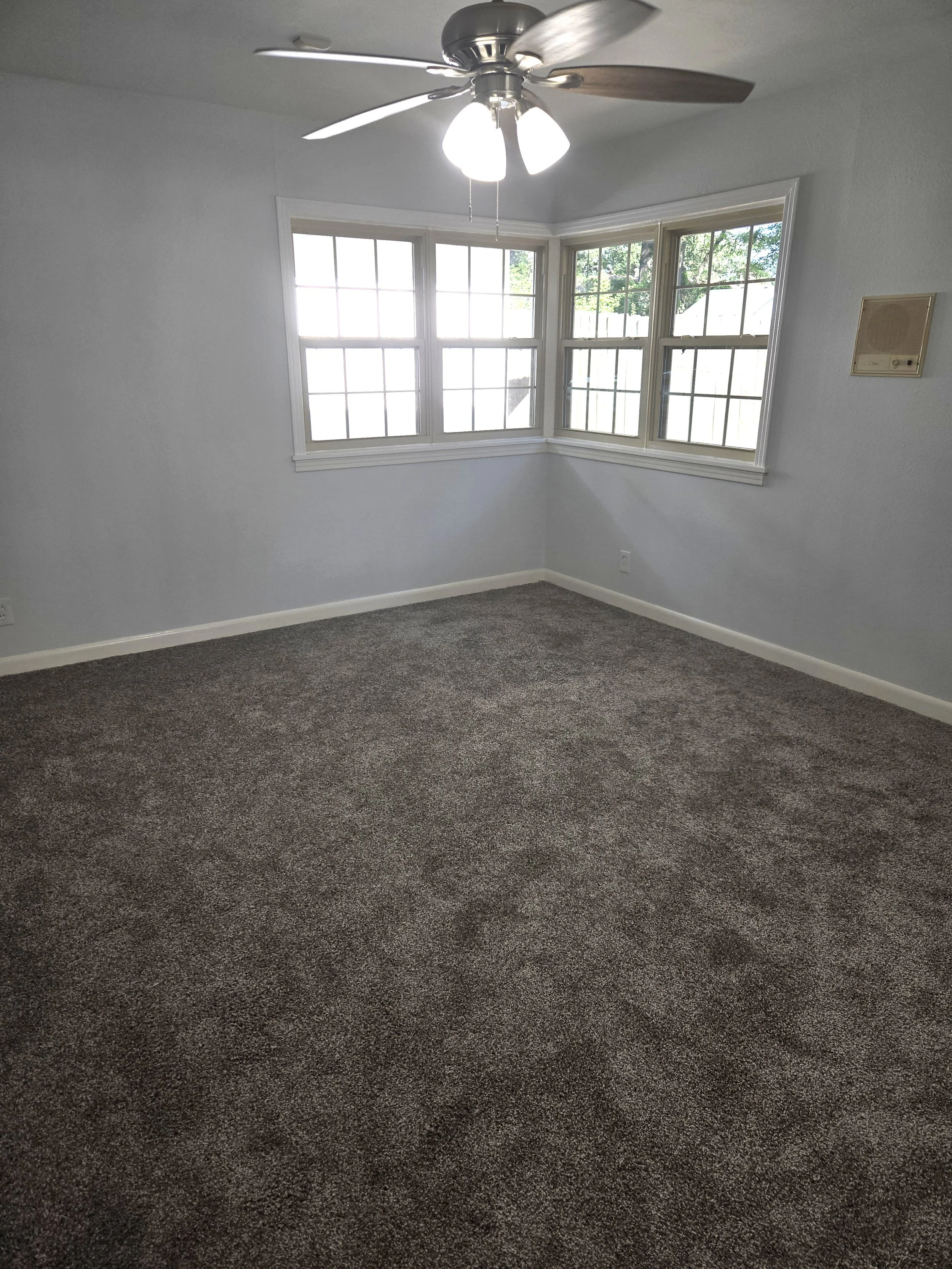 bedroom 5.jpg