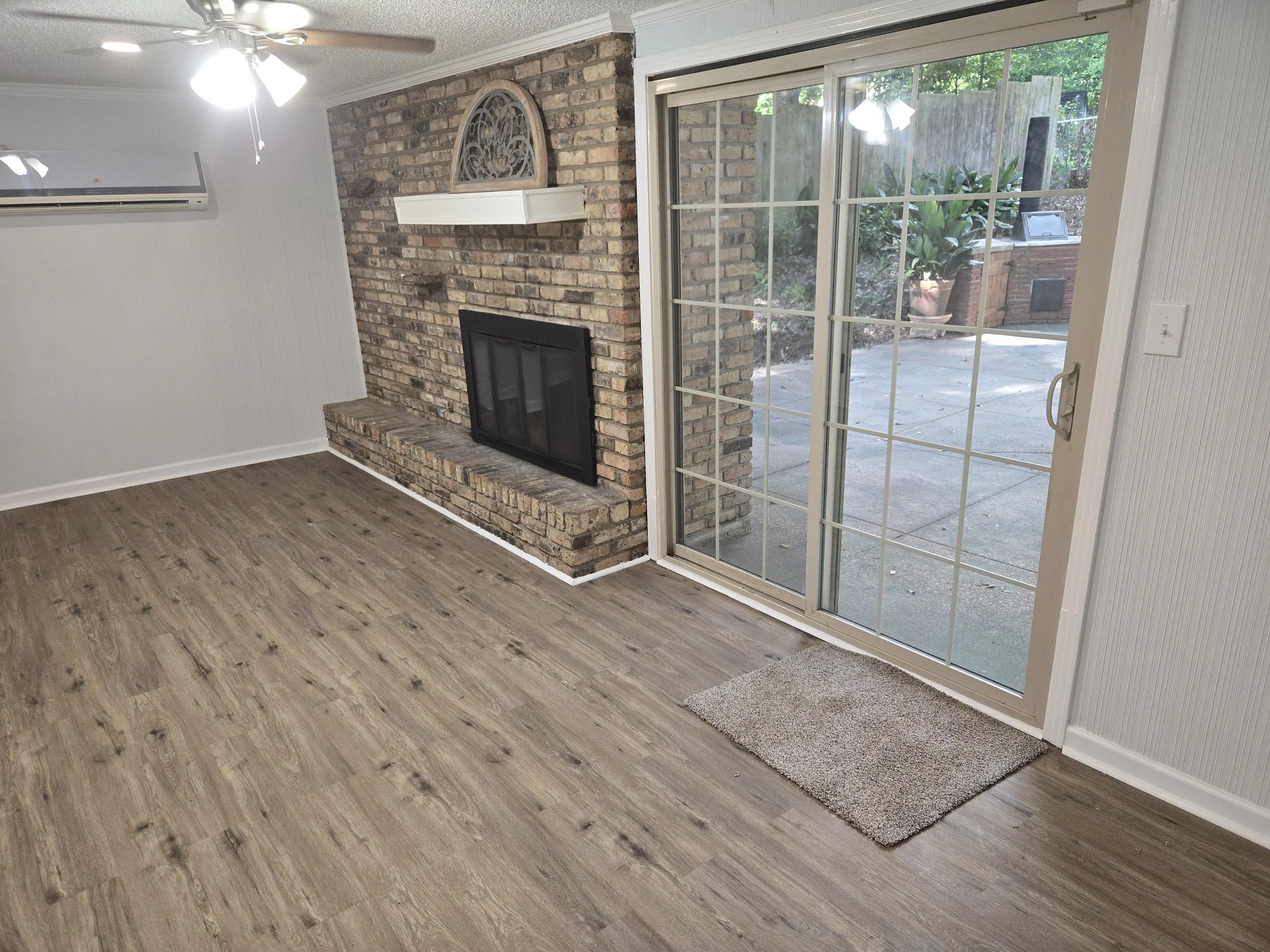 fireplace.jpg