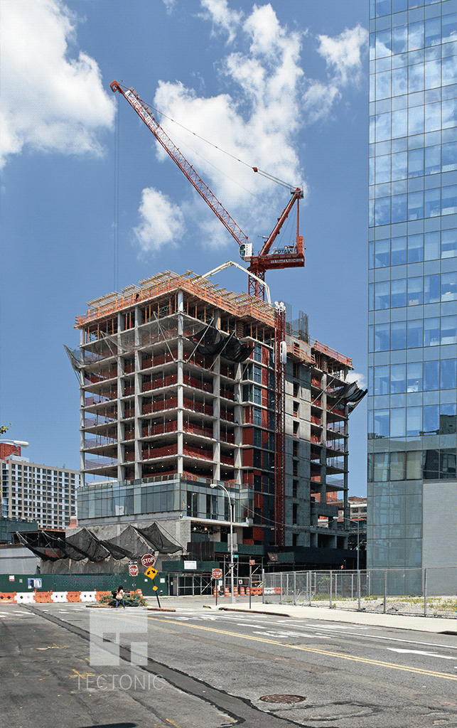 Viewed from 42nd Road looking northward