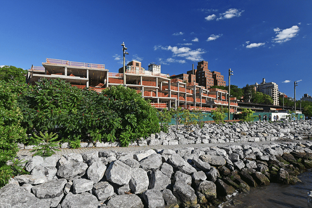 Townhouses viewed from Brooklyn Bridge Park