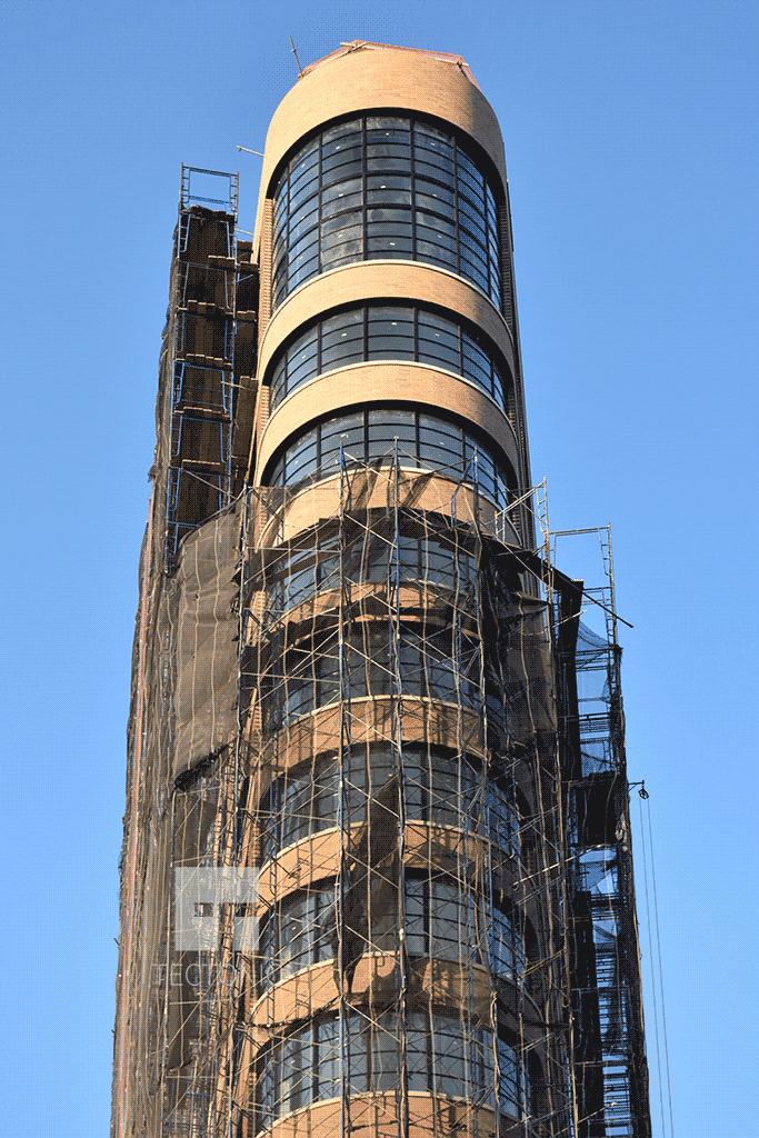 Upper portion of the southern face