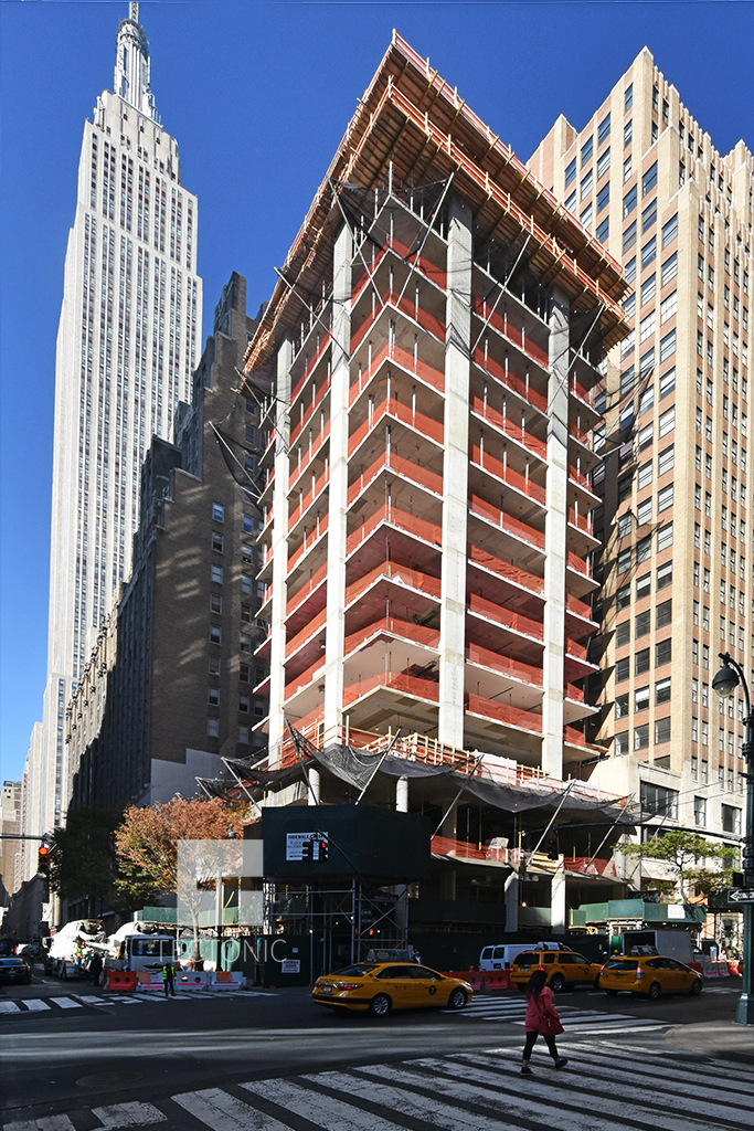 Viewed northward from East 33rd Street and Madison Avenue