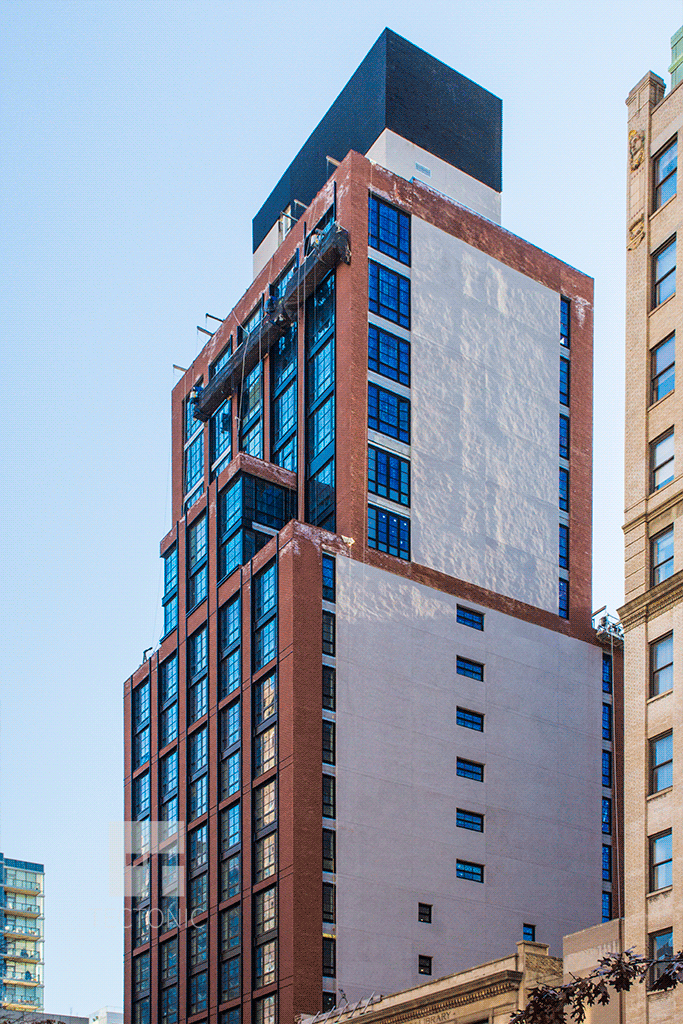Upper floors viewed from the northwest