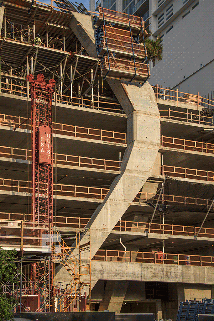 Support column