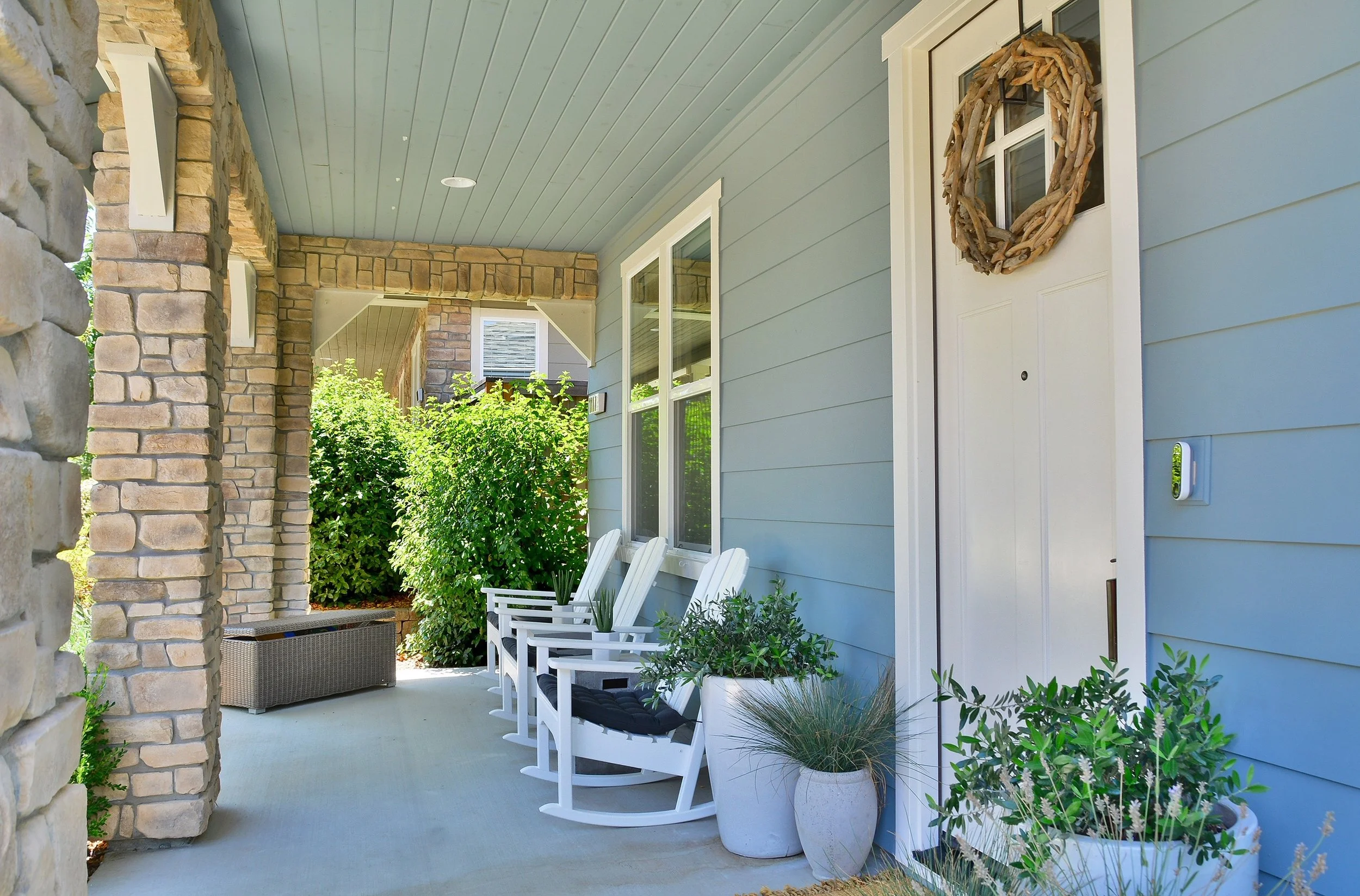 Front_Porch.jpg