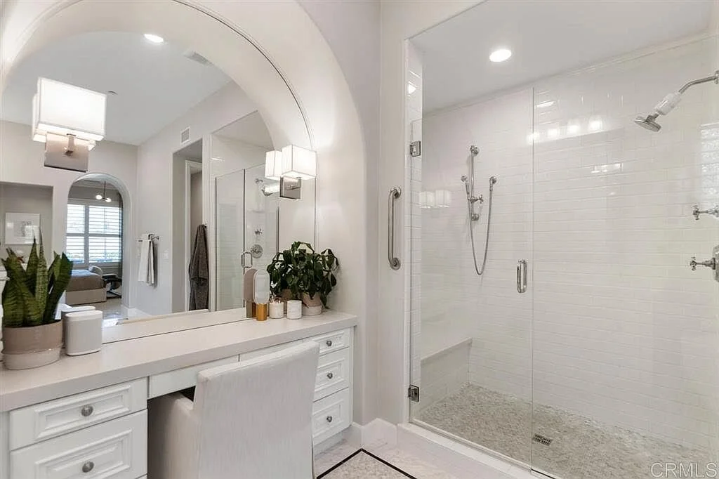 master bath 2.jpg
