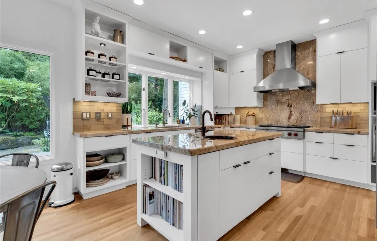 950+kitchen.jpg